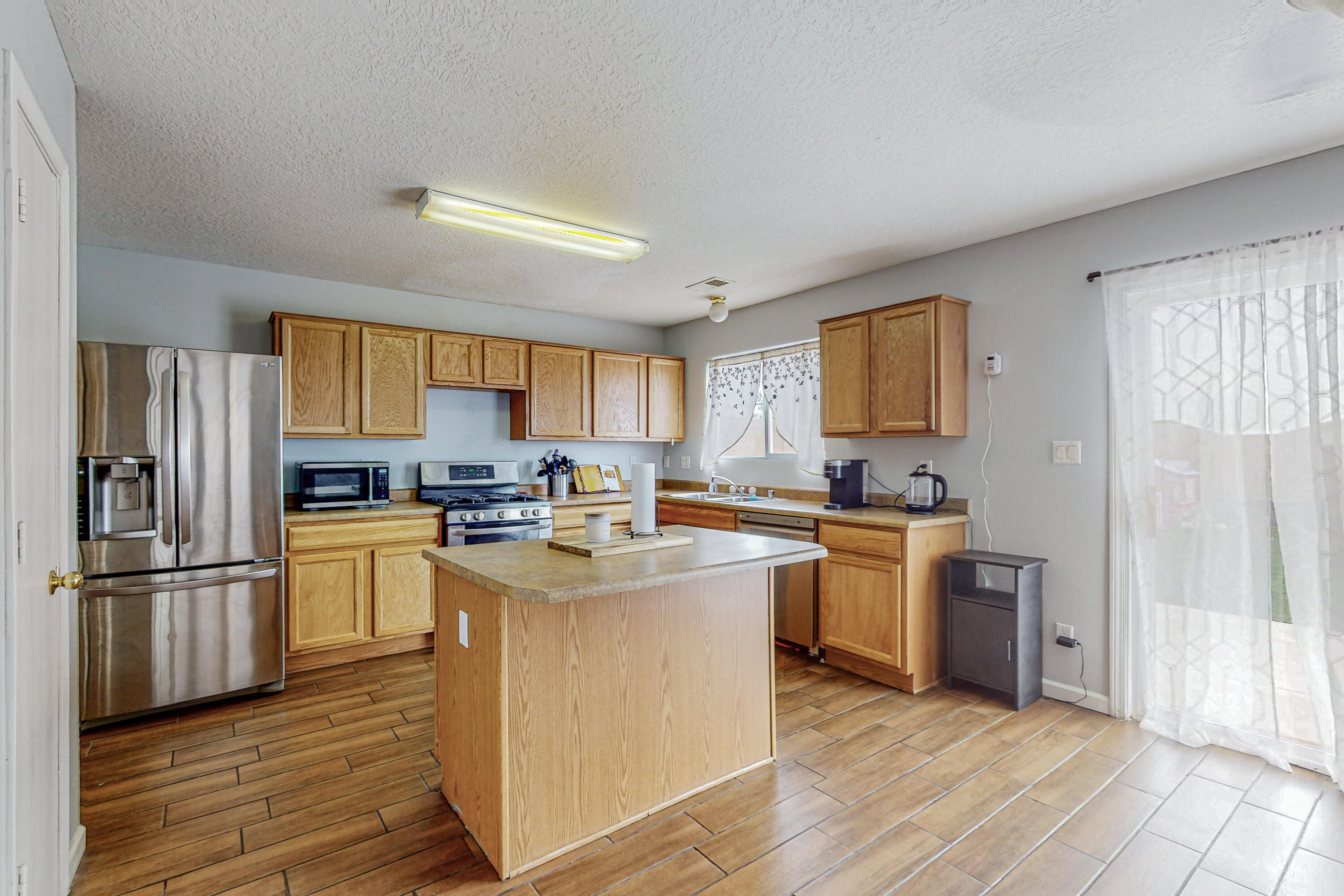 1725 Sierra Norte Loop NE
