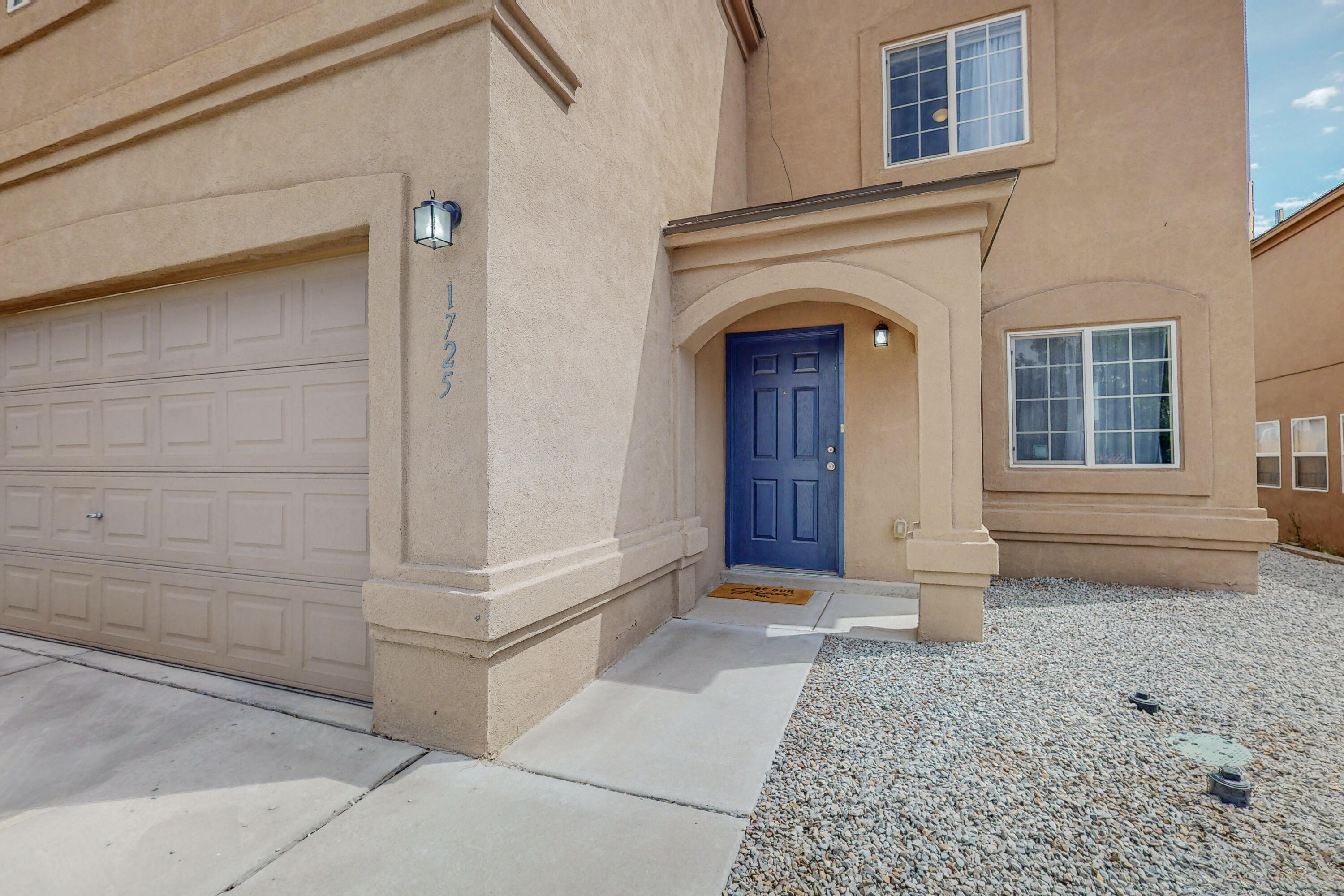 1725 Sierra Norte Loop NE