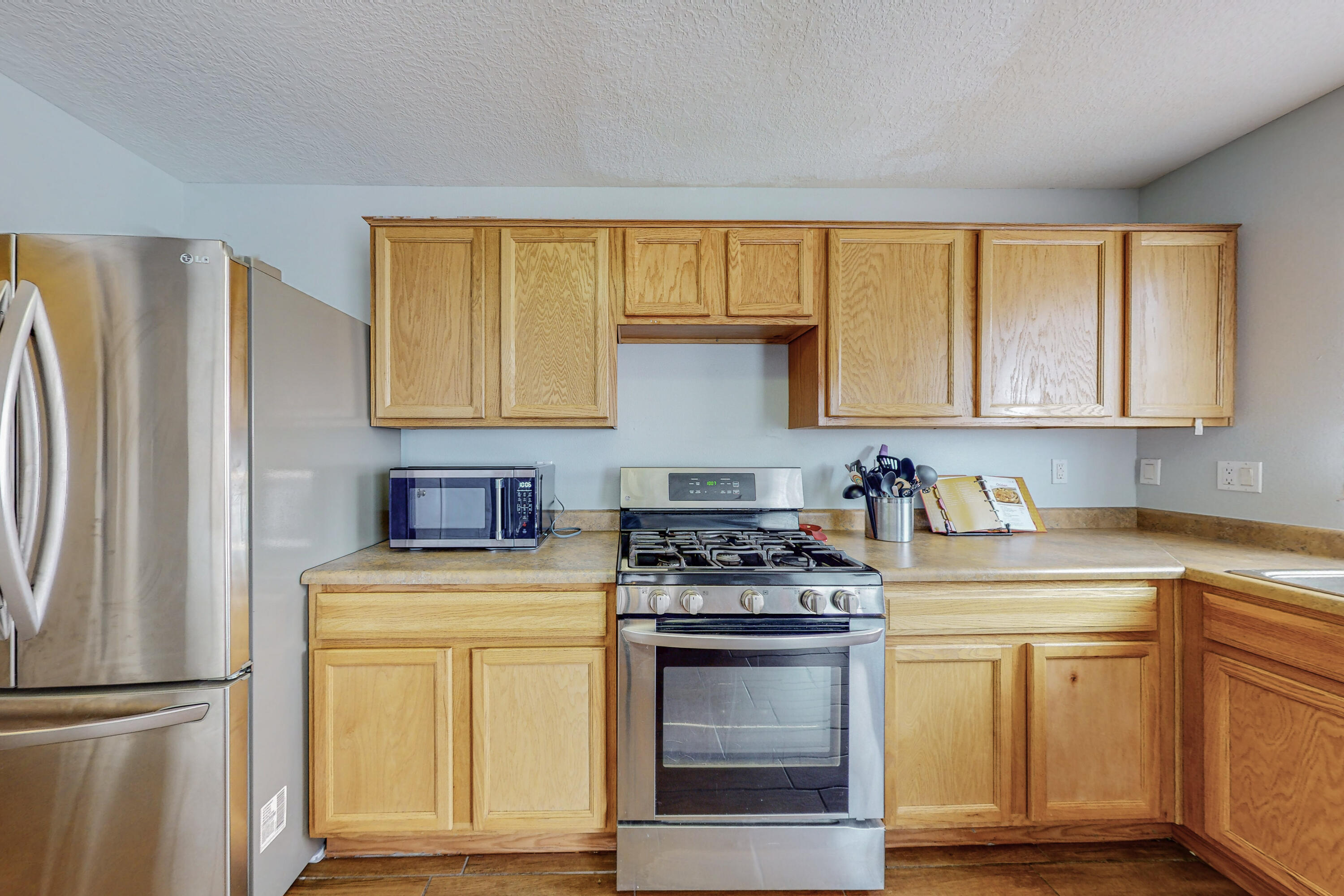 1725 Sierra Norte Loop NE