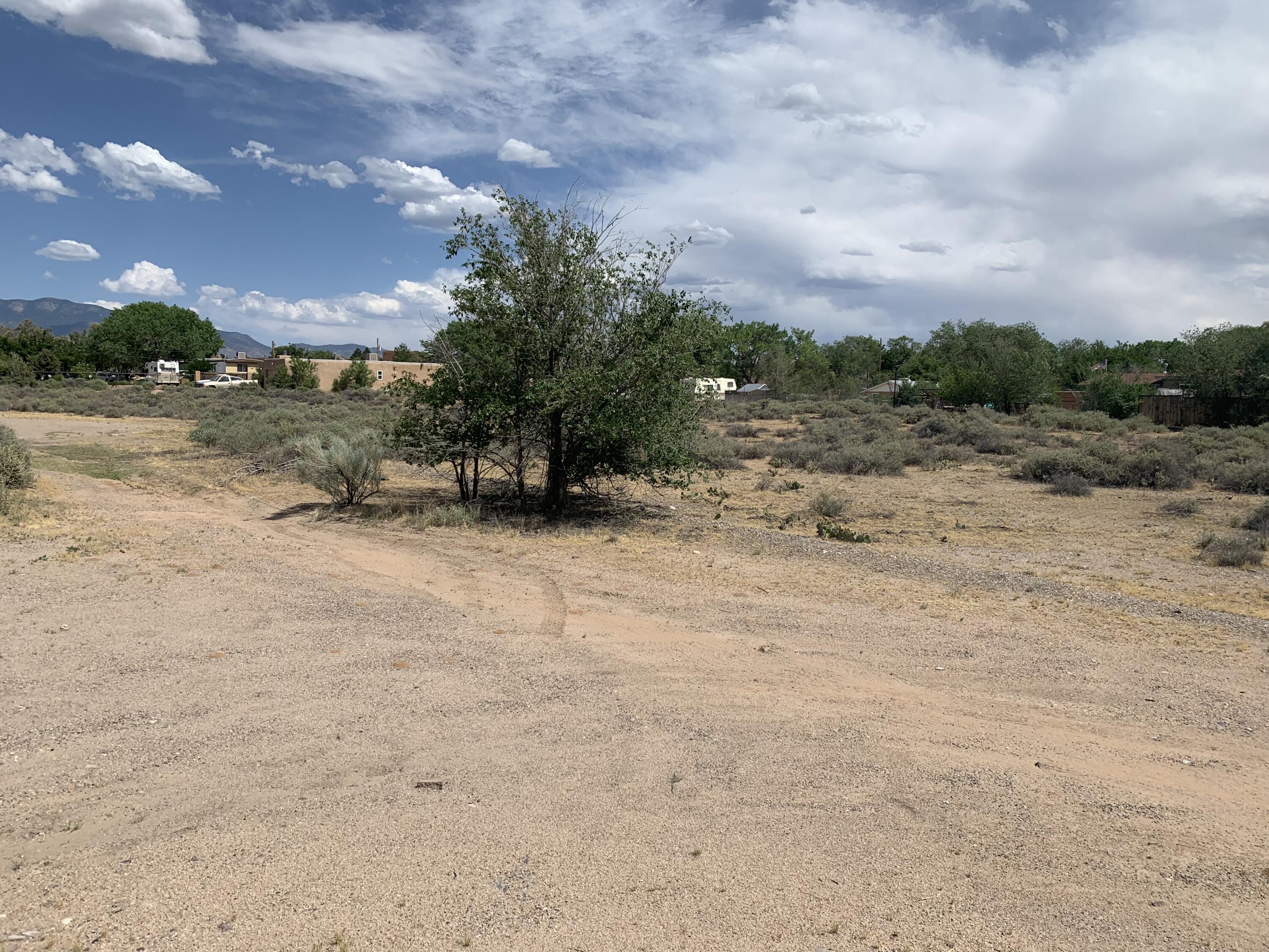 28a Los Ranchos Road NE