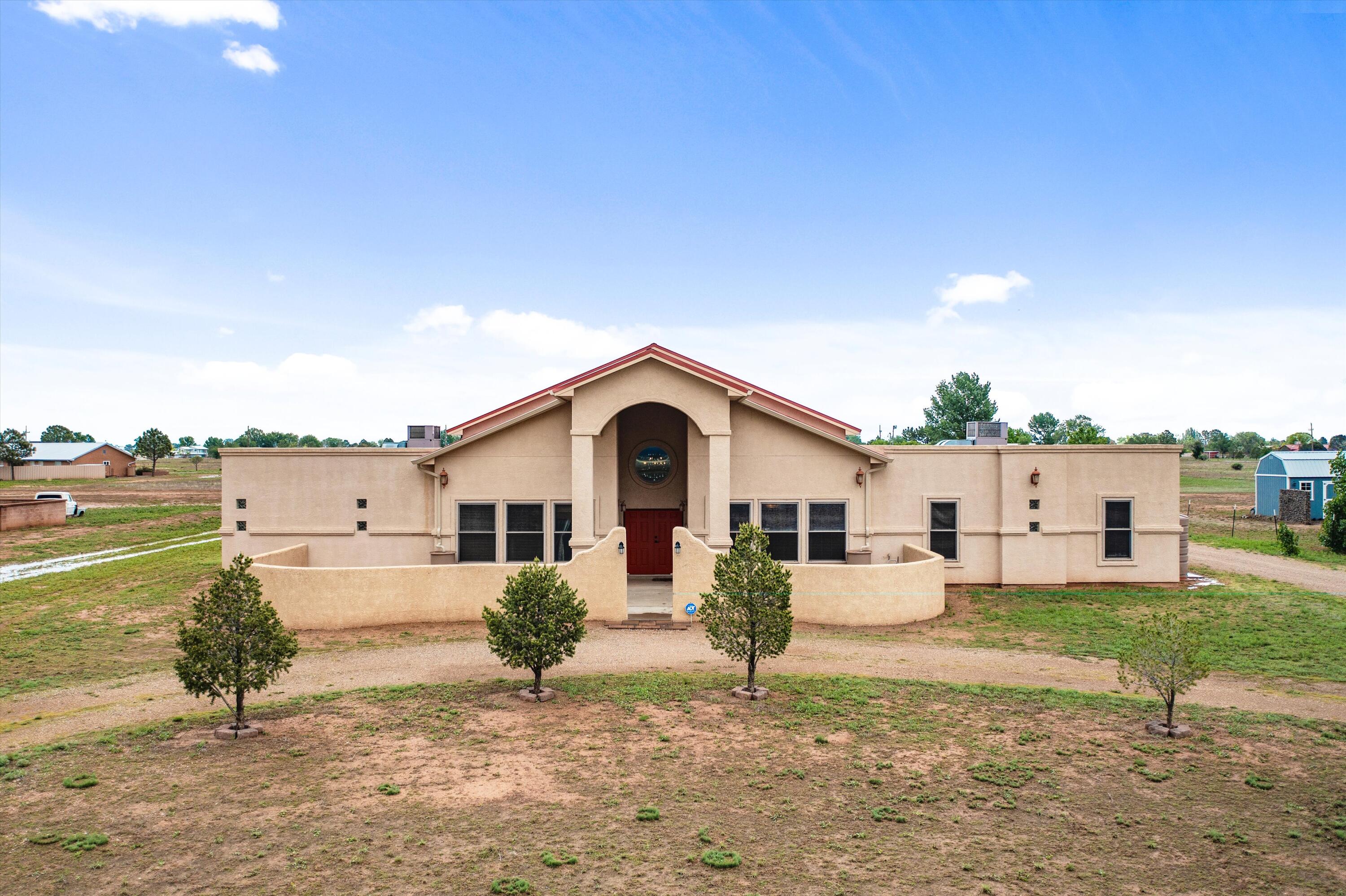 25 Lobo Drive