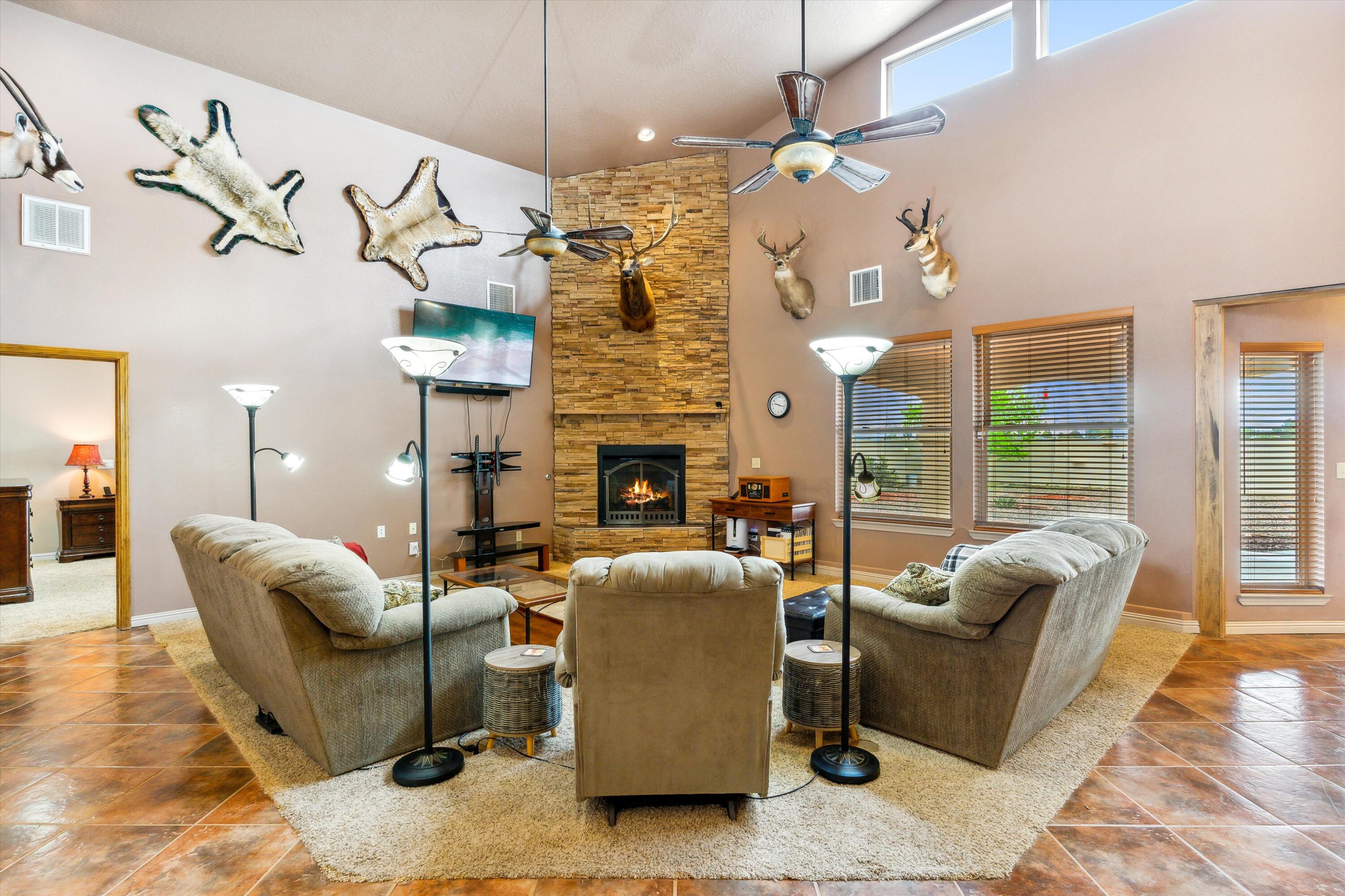 25 Lobo Drive