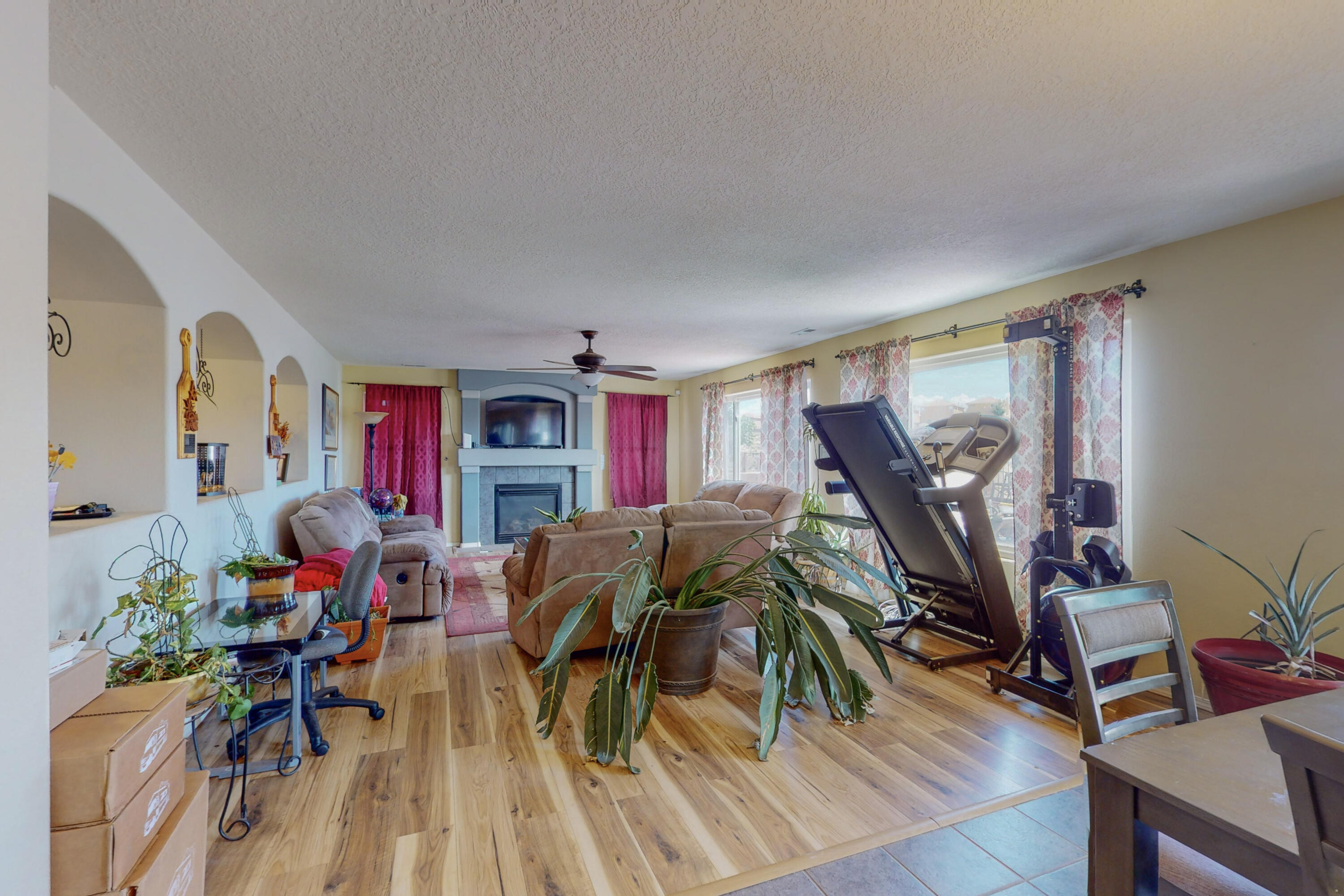 6404 Avenida Seville NW