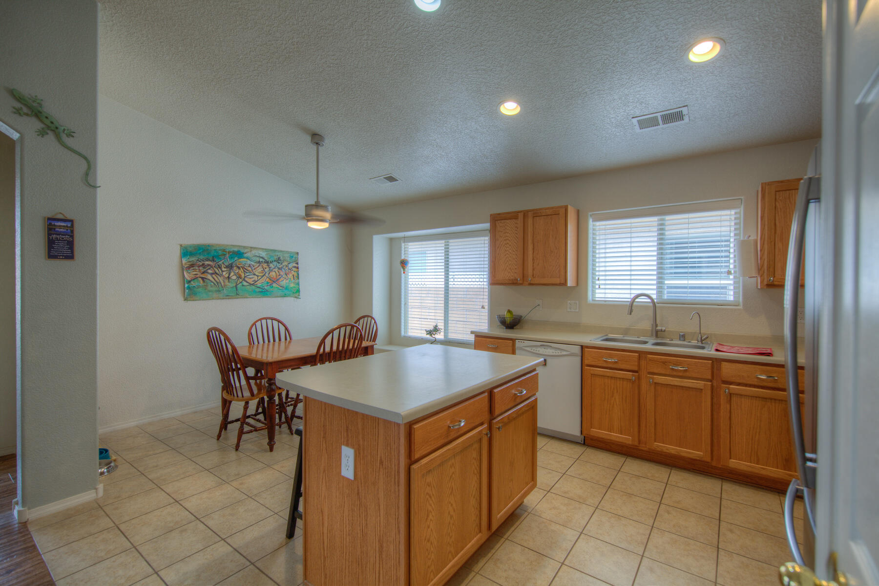 2813 Petunia Court SE