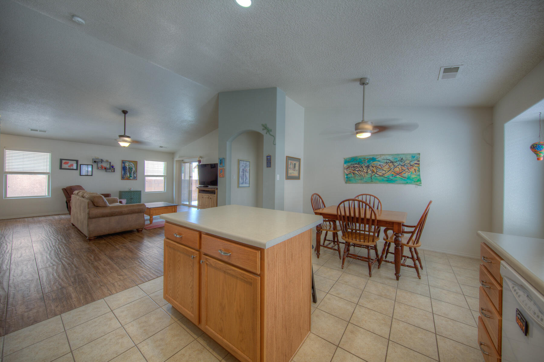 2813 Petunia Court SE