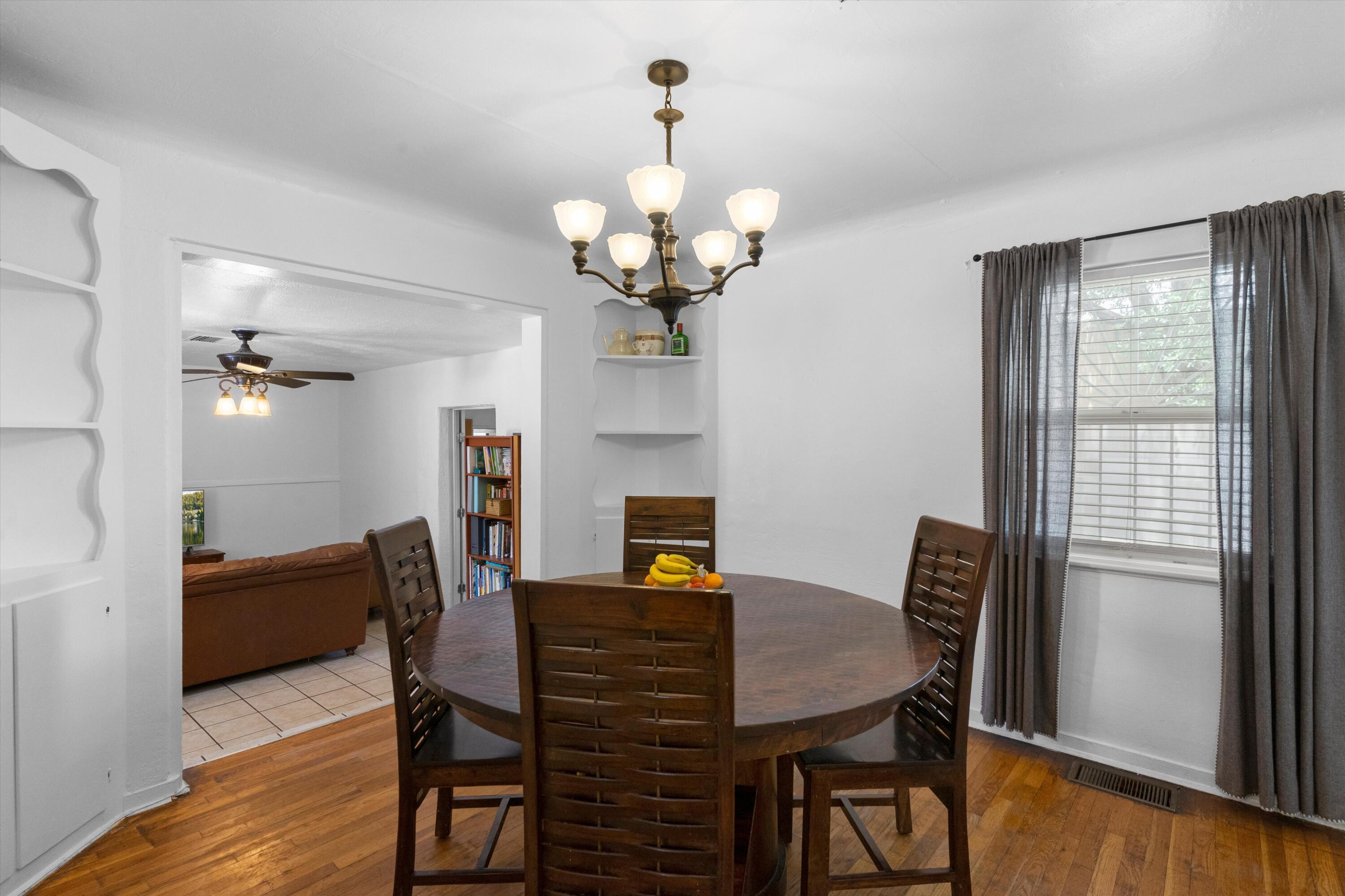 333 General Chennault Street NE