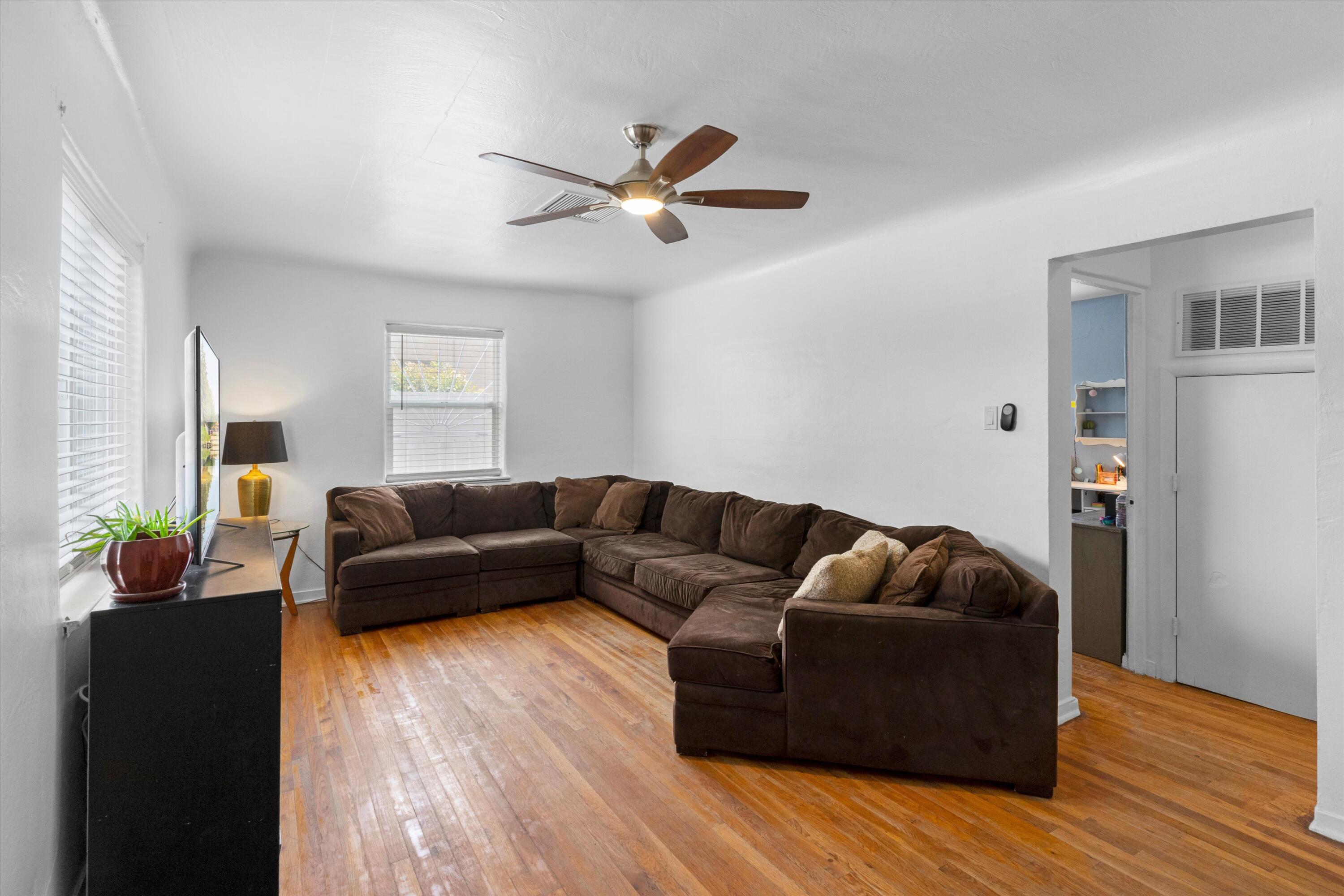 333 General Chennault Street NE