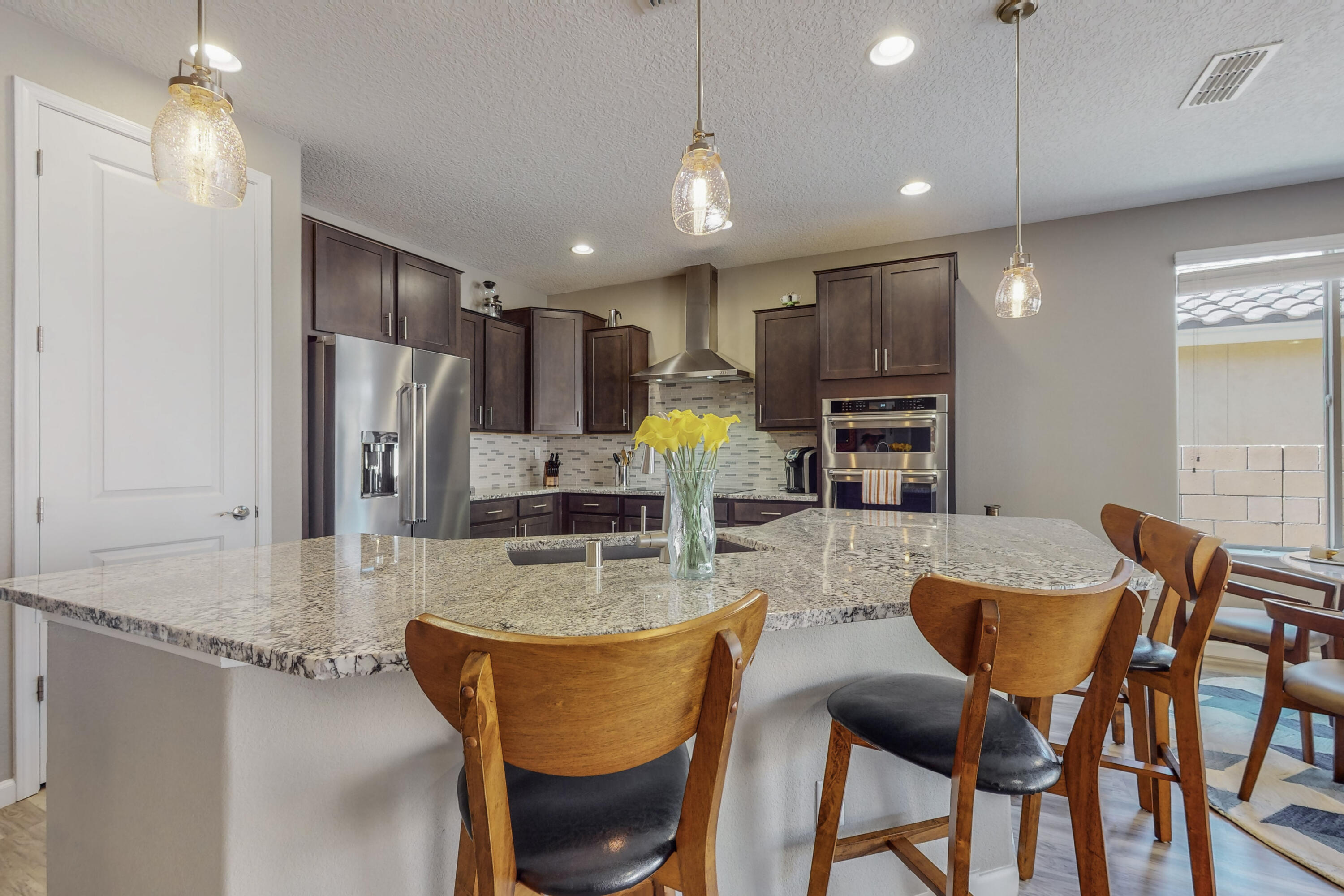 2004 White Dove Street SE