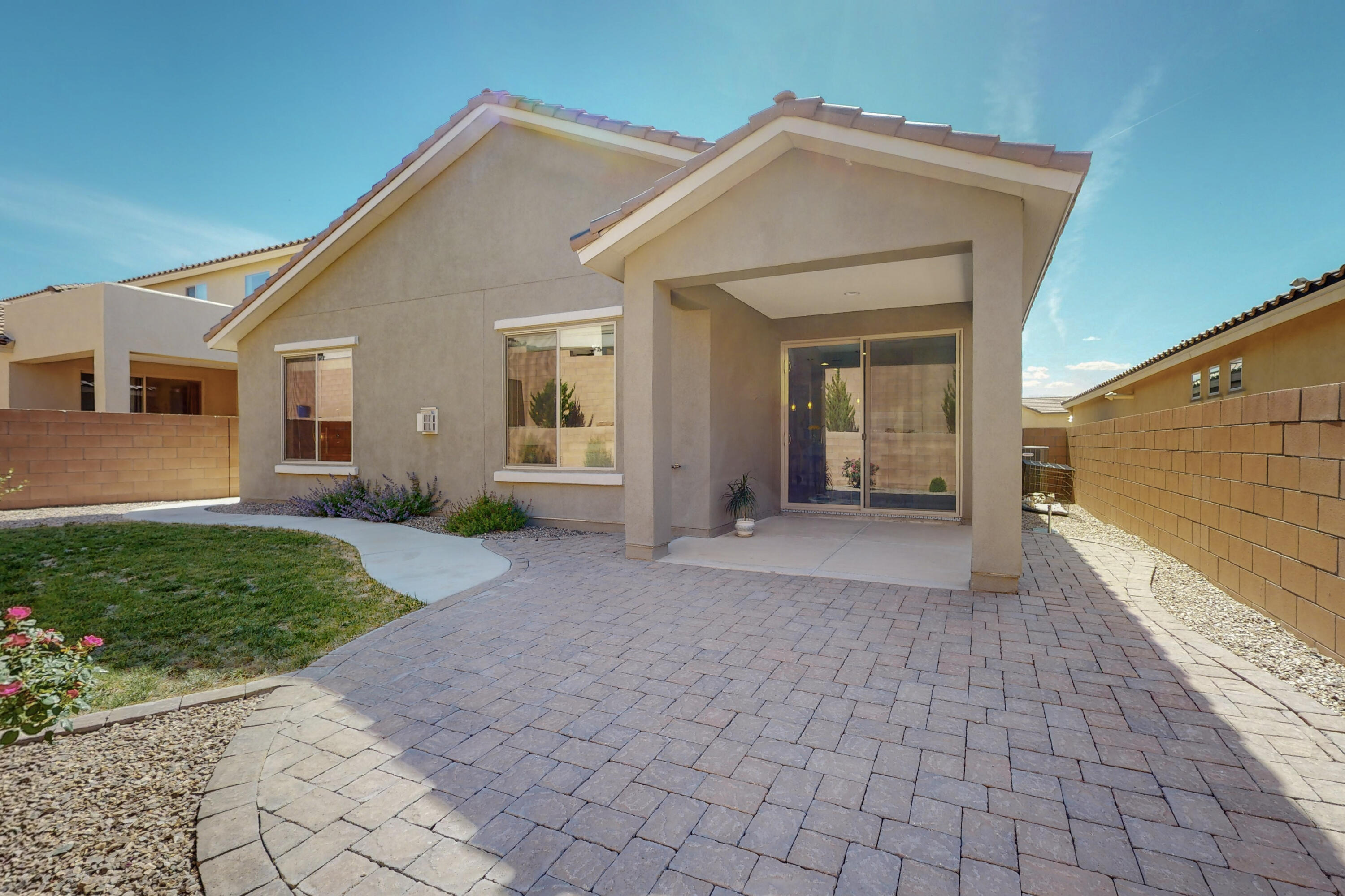 2004 White Dove Street SE