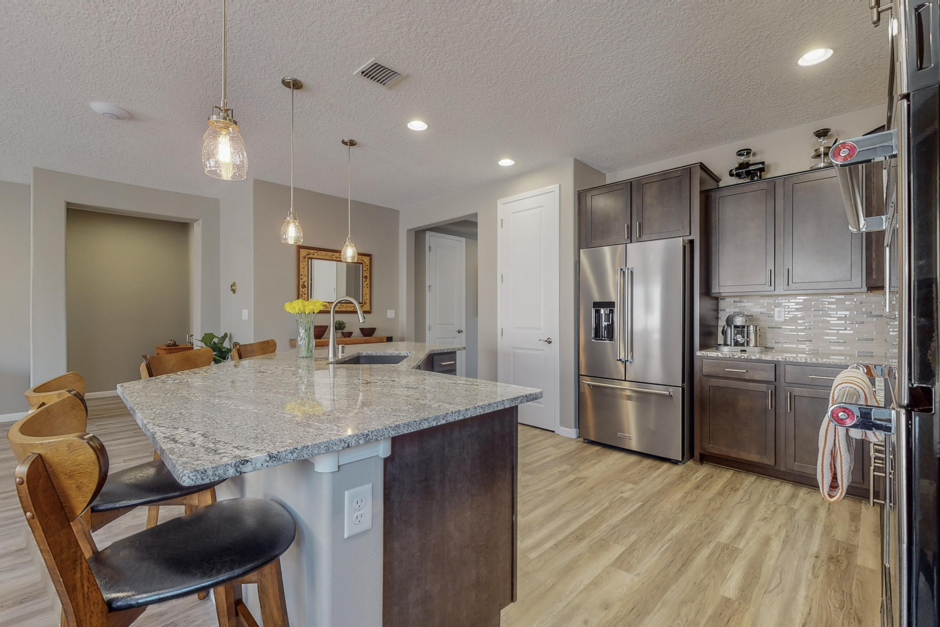 2004 White Dove Street SE