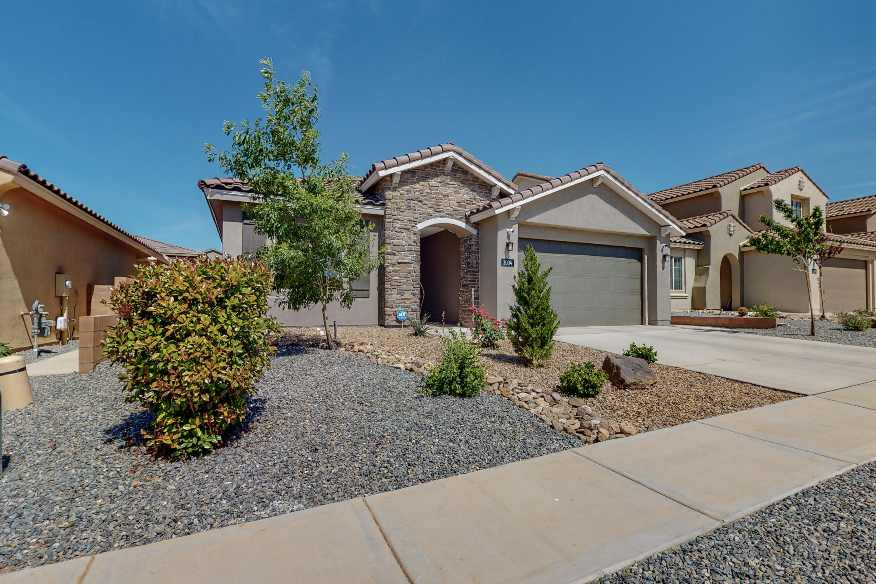 2004 White Dove Street SE