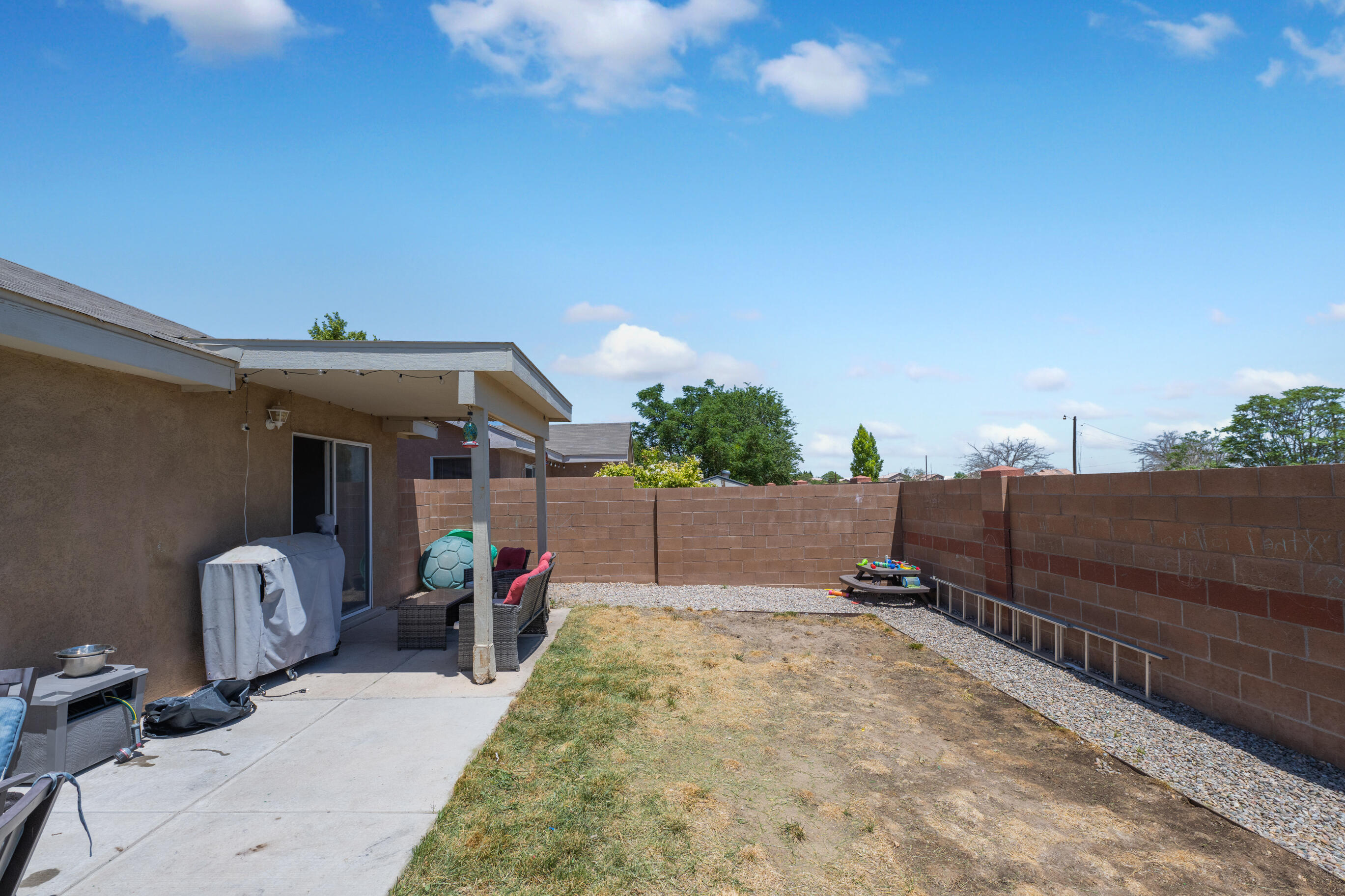 648 Cottontail Street SW