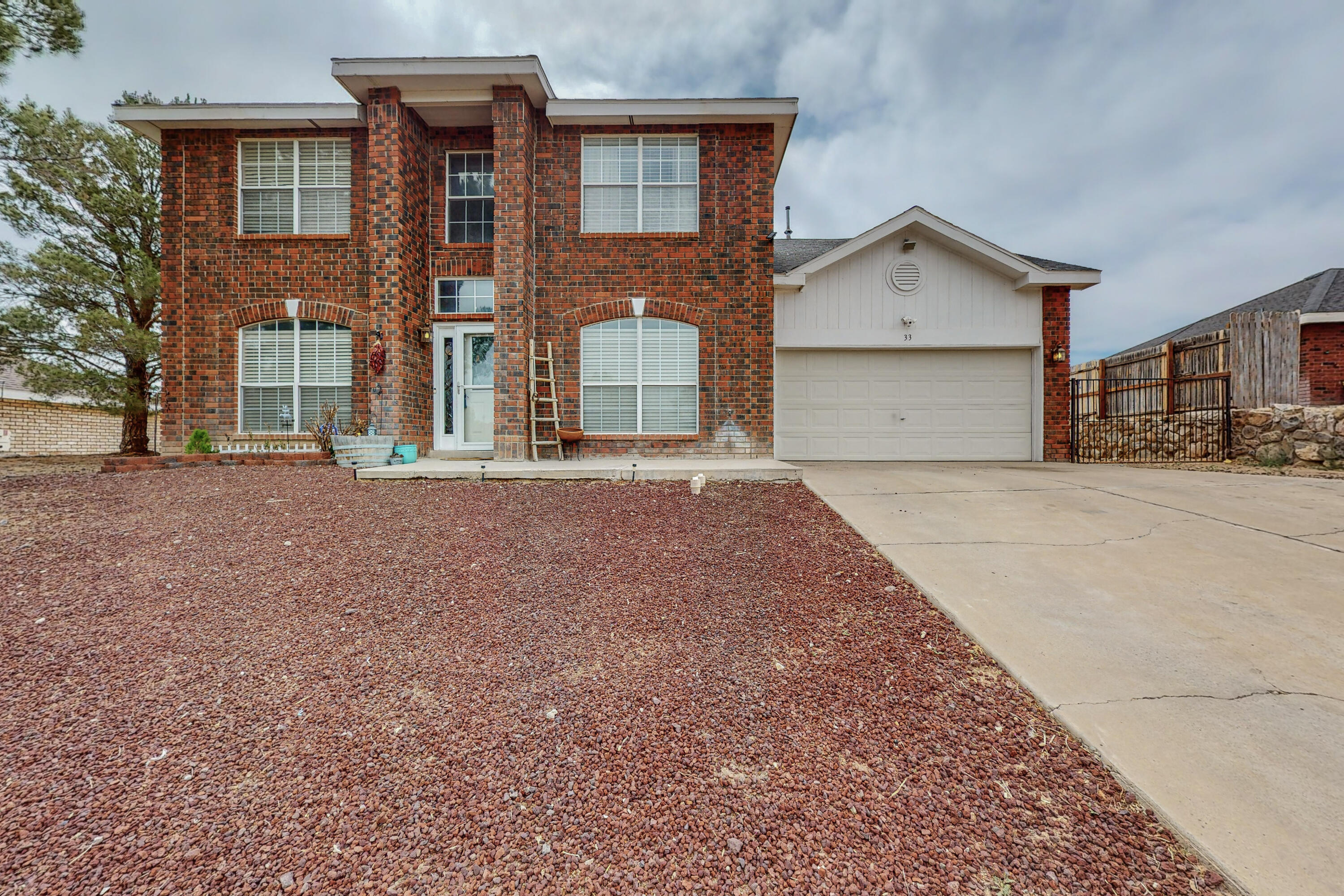 33 Cedar Avenue