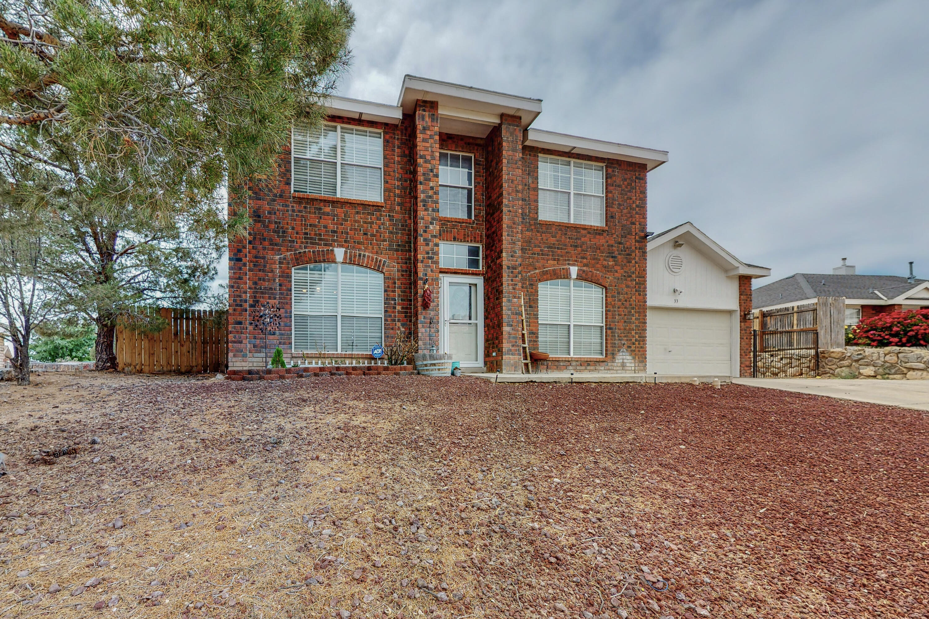33 Cedar Avenue