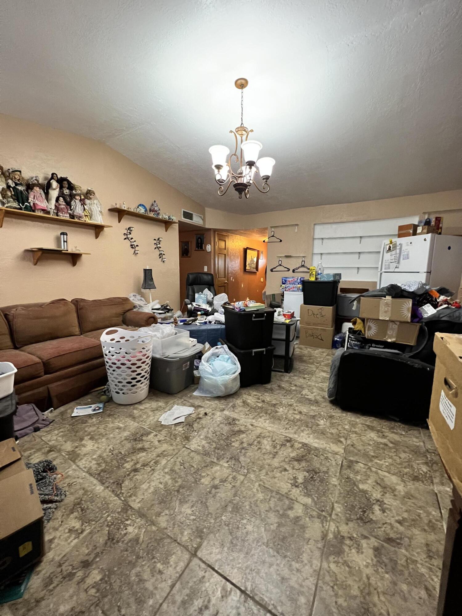 404 Pecos Loop SE
