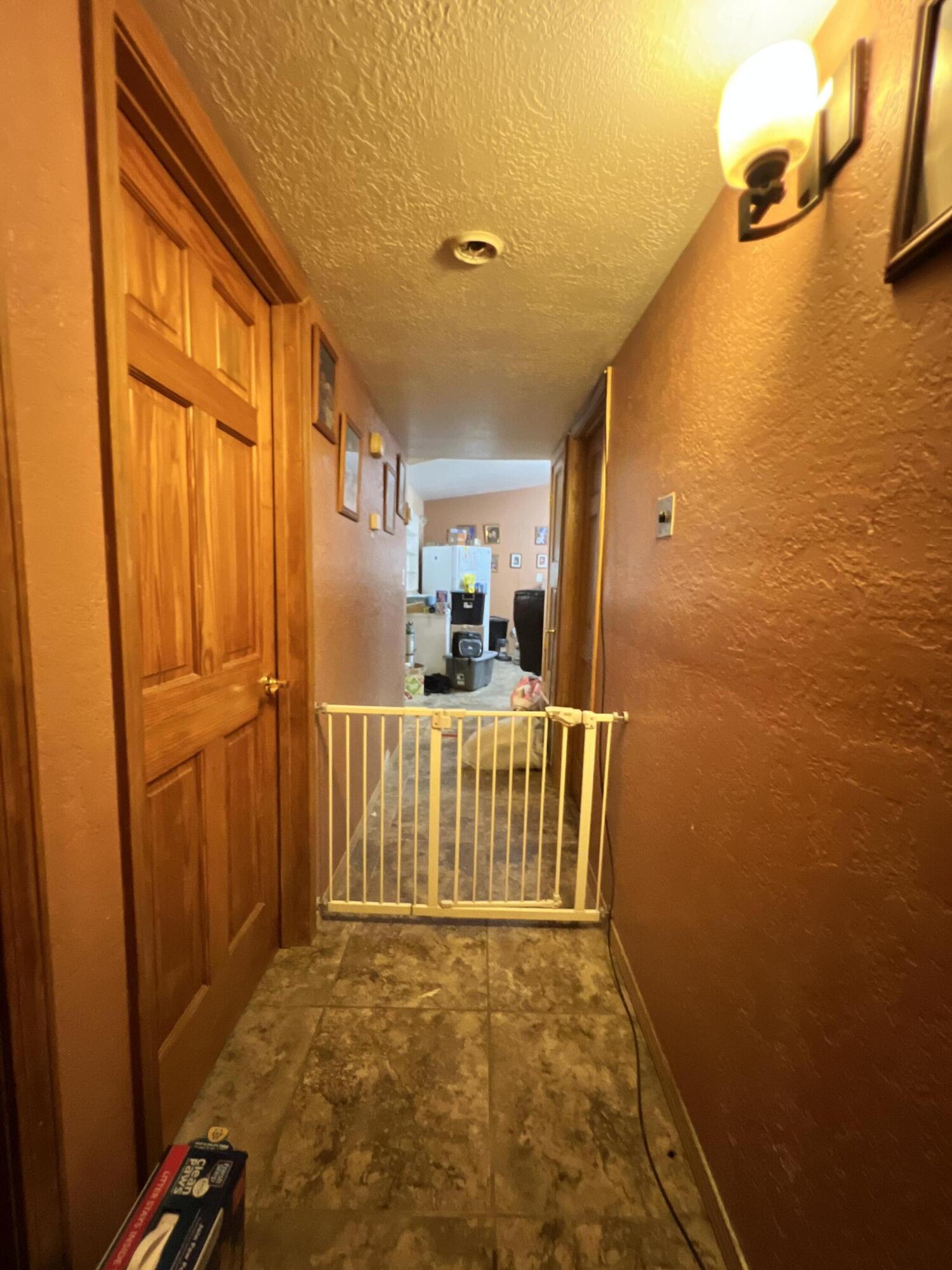 404 Pecos Loop SE