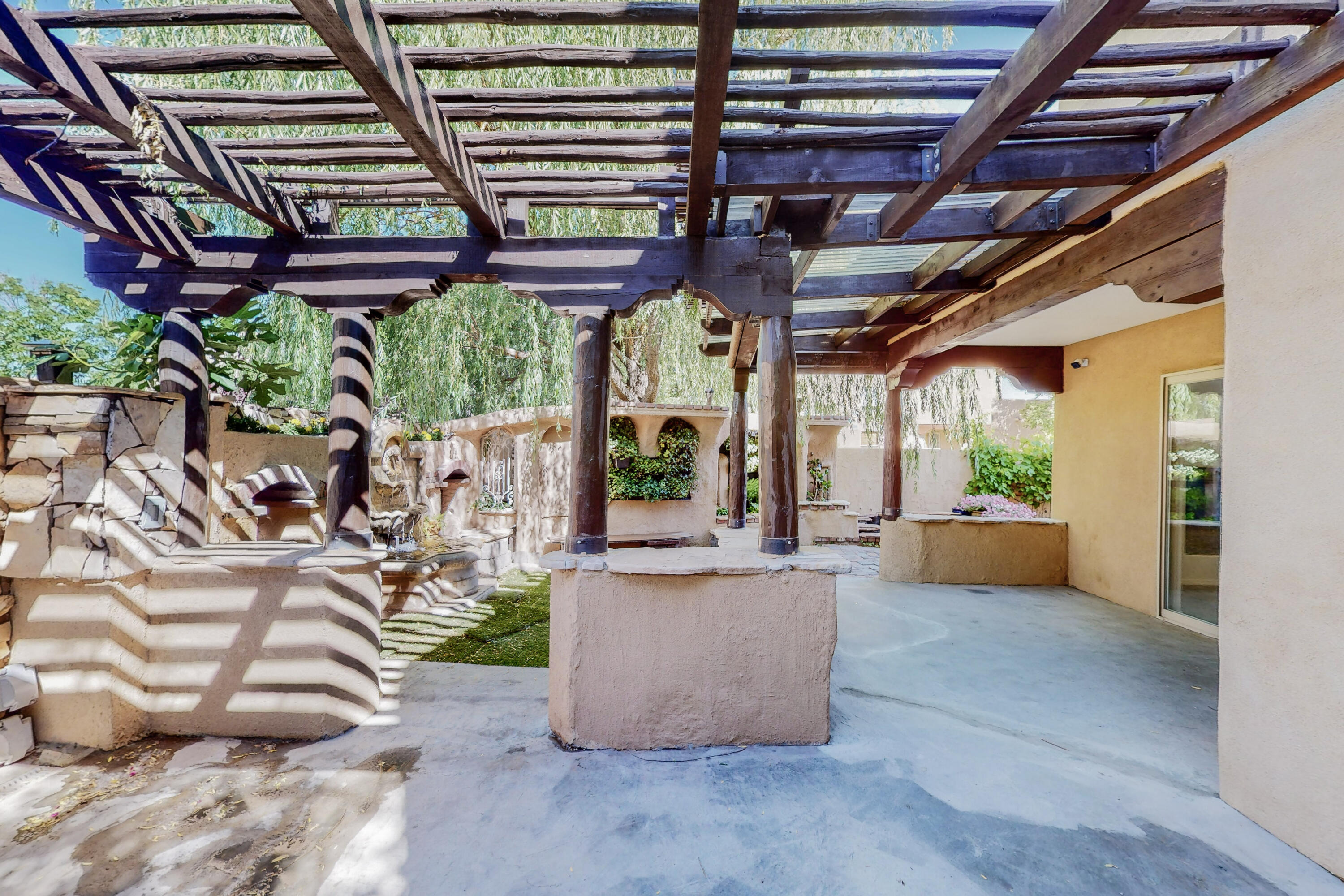 3512 Yippee Calle Court NW