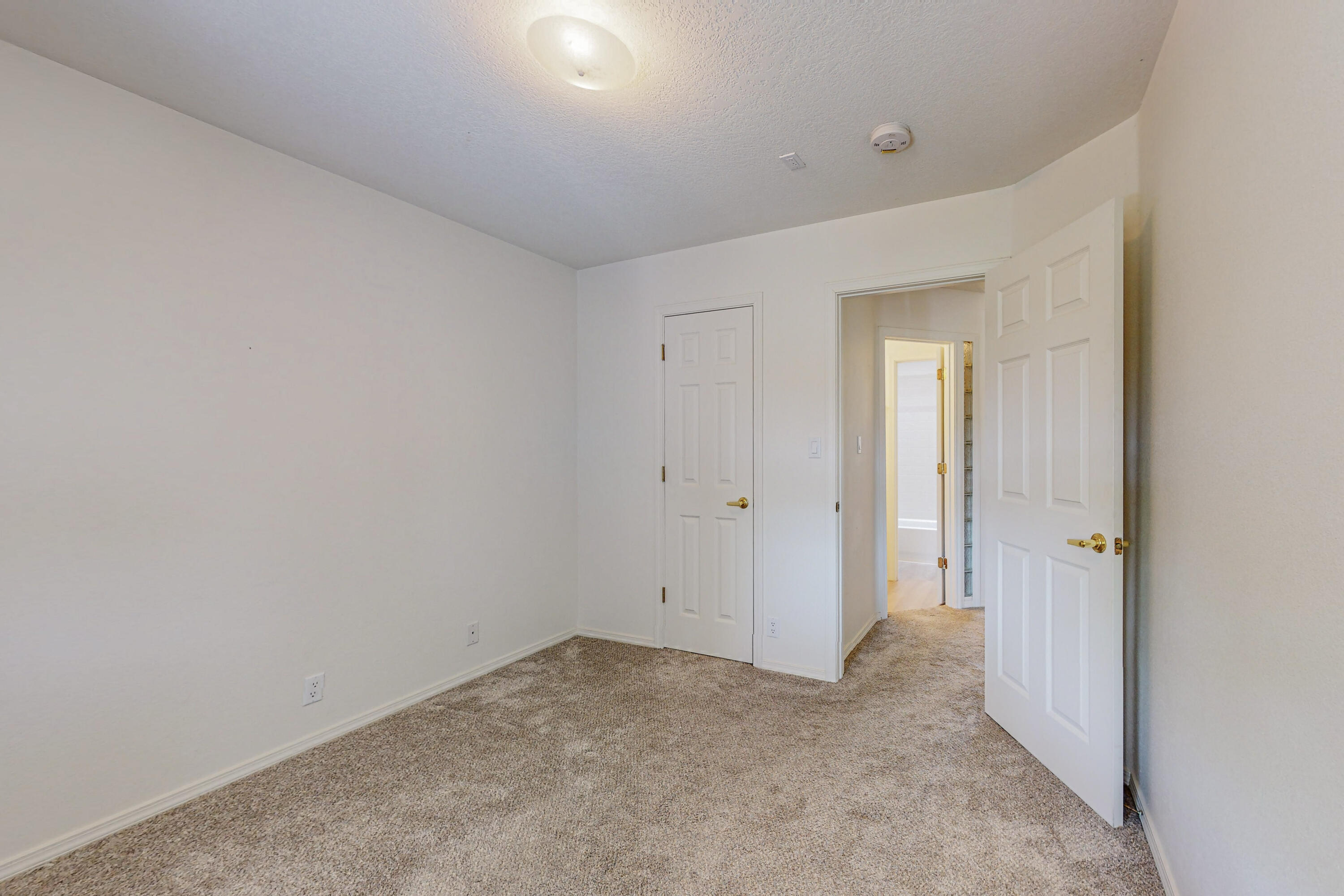 3512 Yippee Calle Court NW