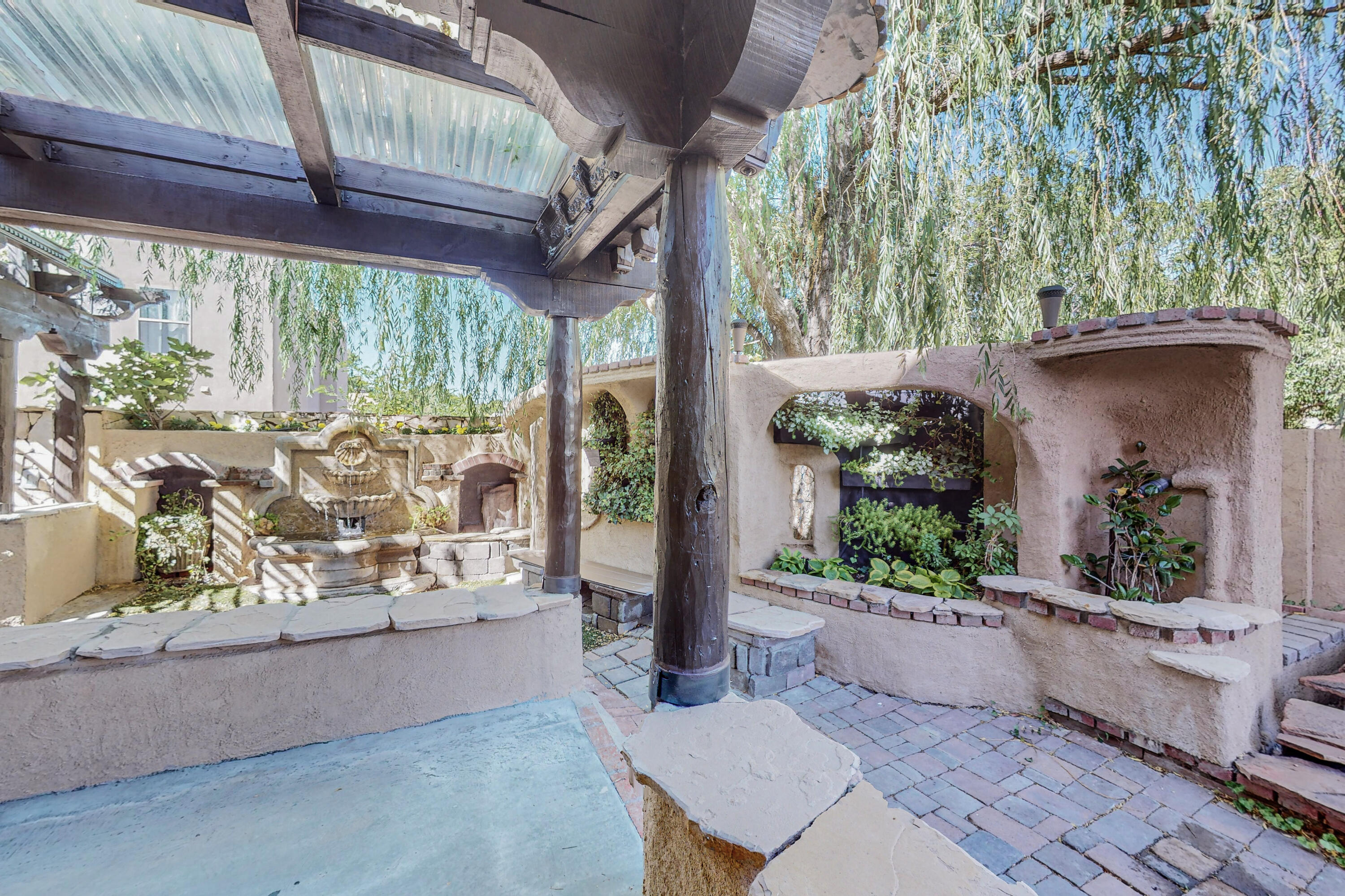 3512 Yippee Calle Court NW