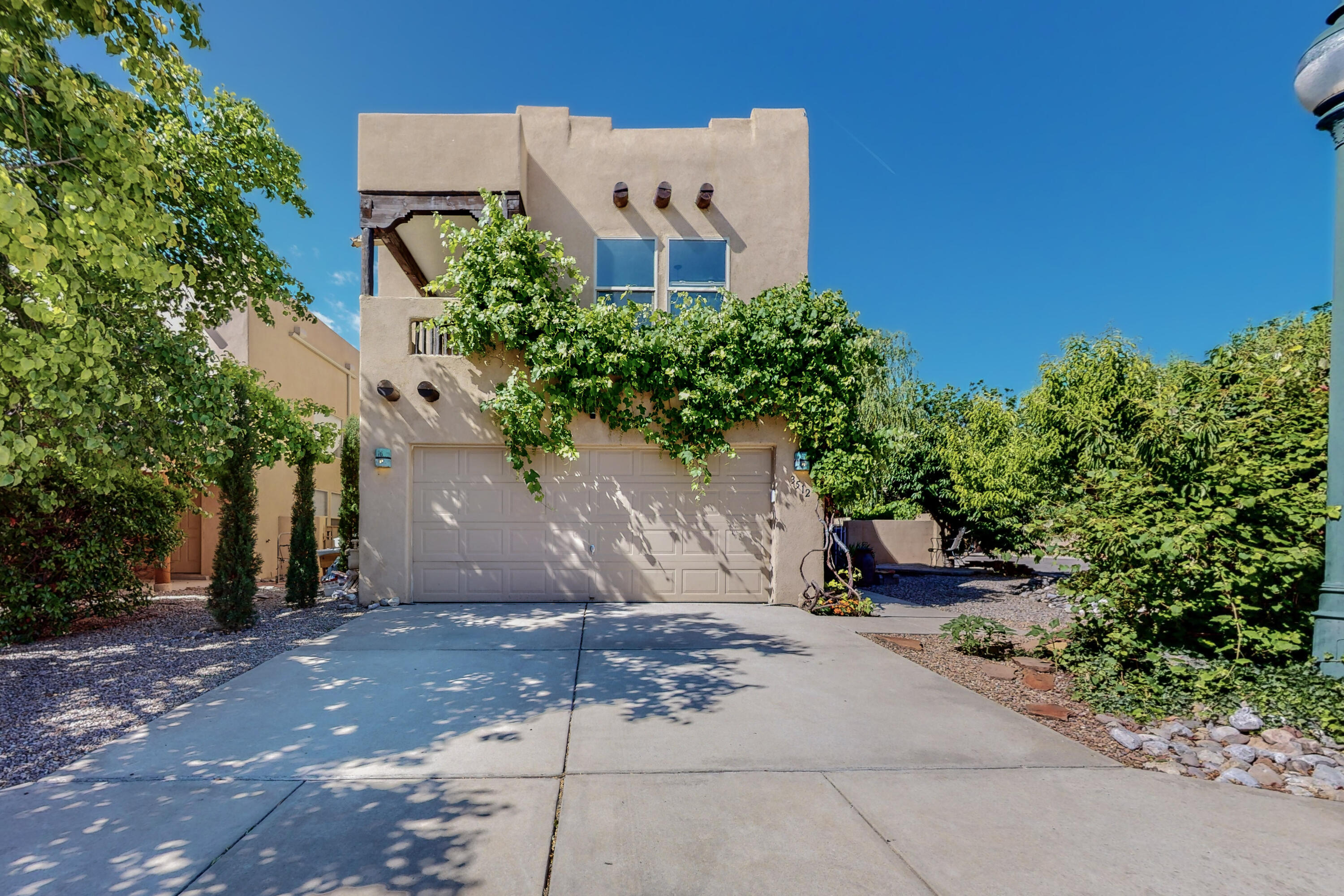 3512 Yippee Calle Court NW