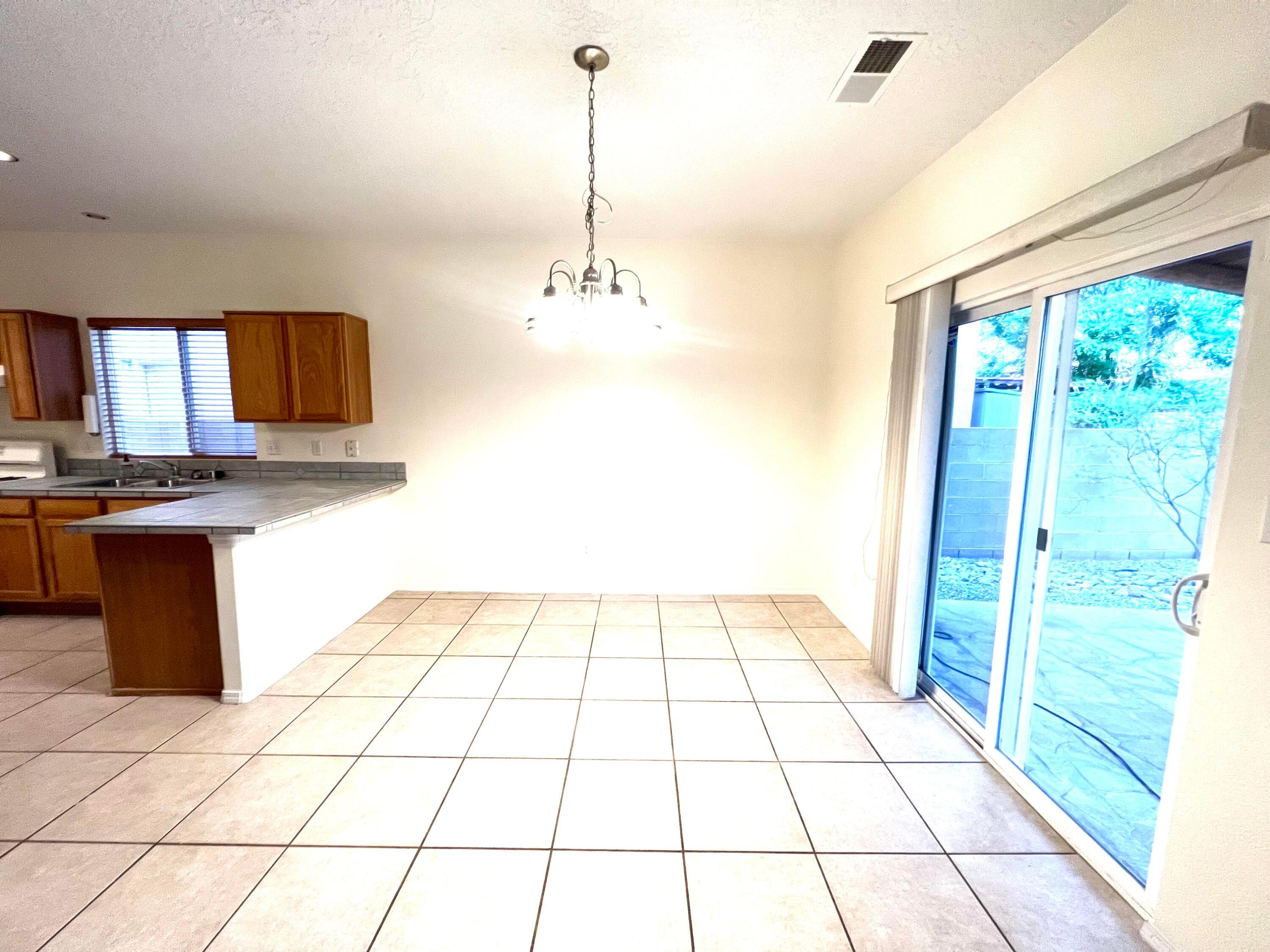 7651 Calle Comodo