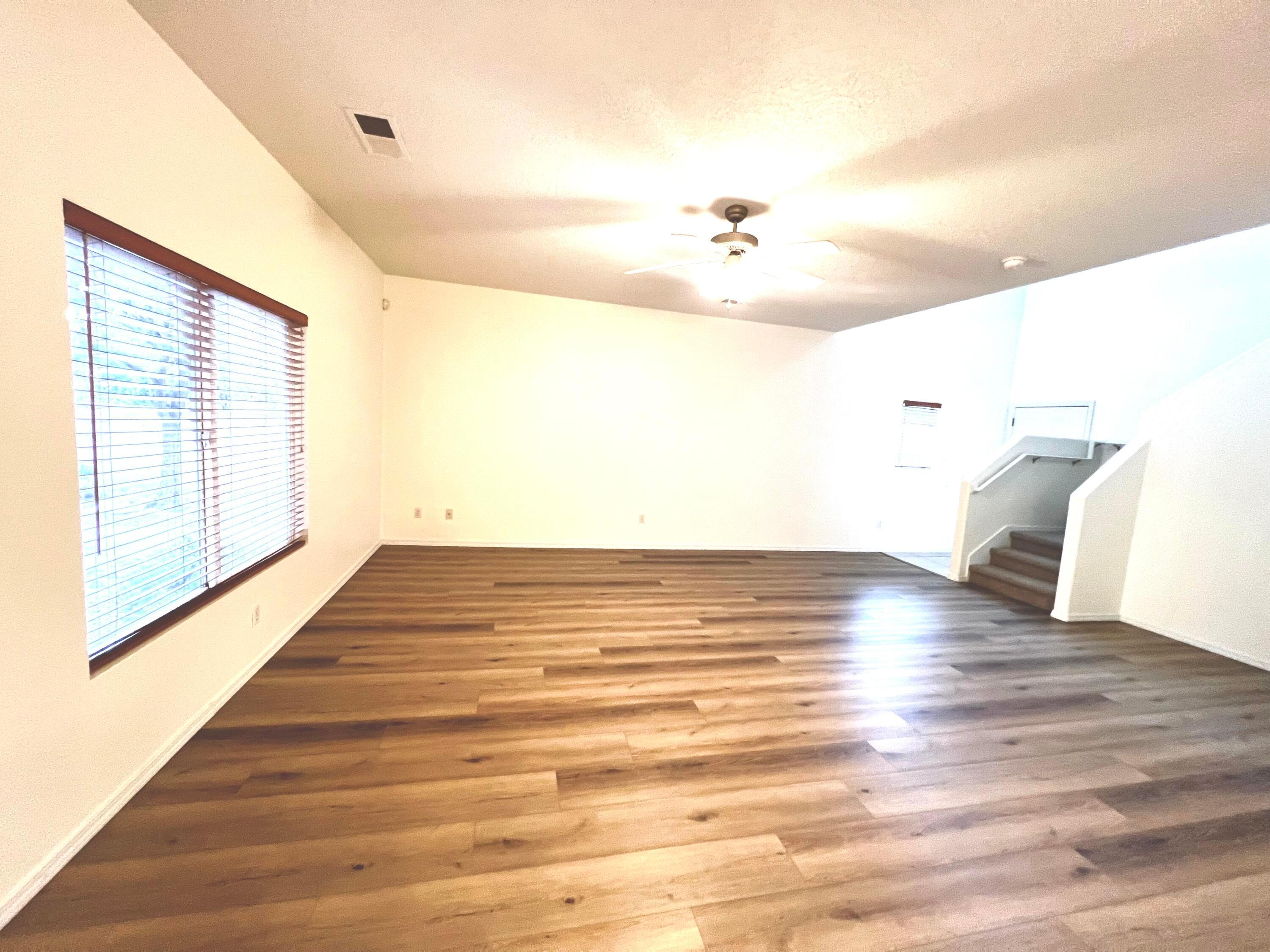 7651 Calle Comodo