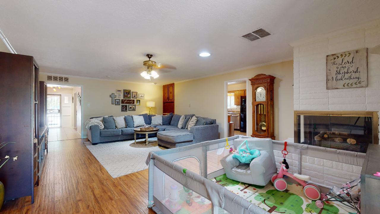 9107 Rainridge Court NE