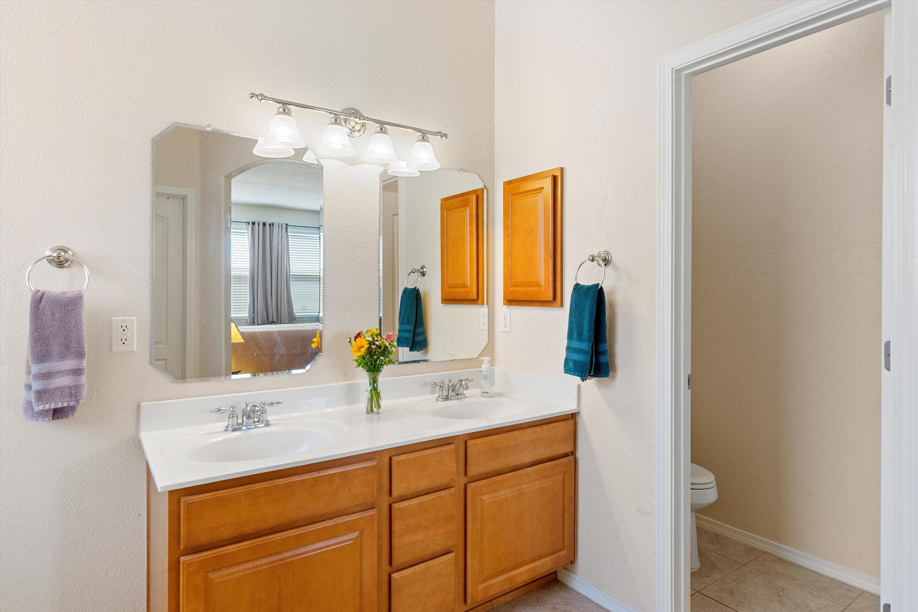 1925 Platina Road SE