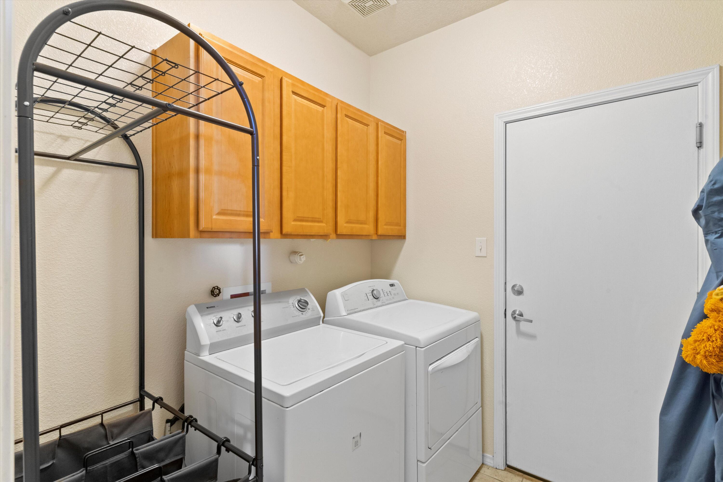 1925 Platina Road SE