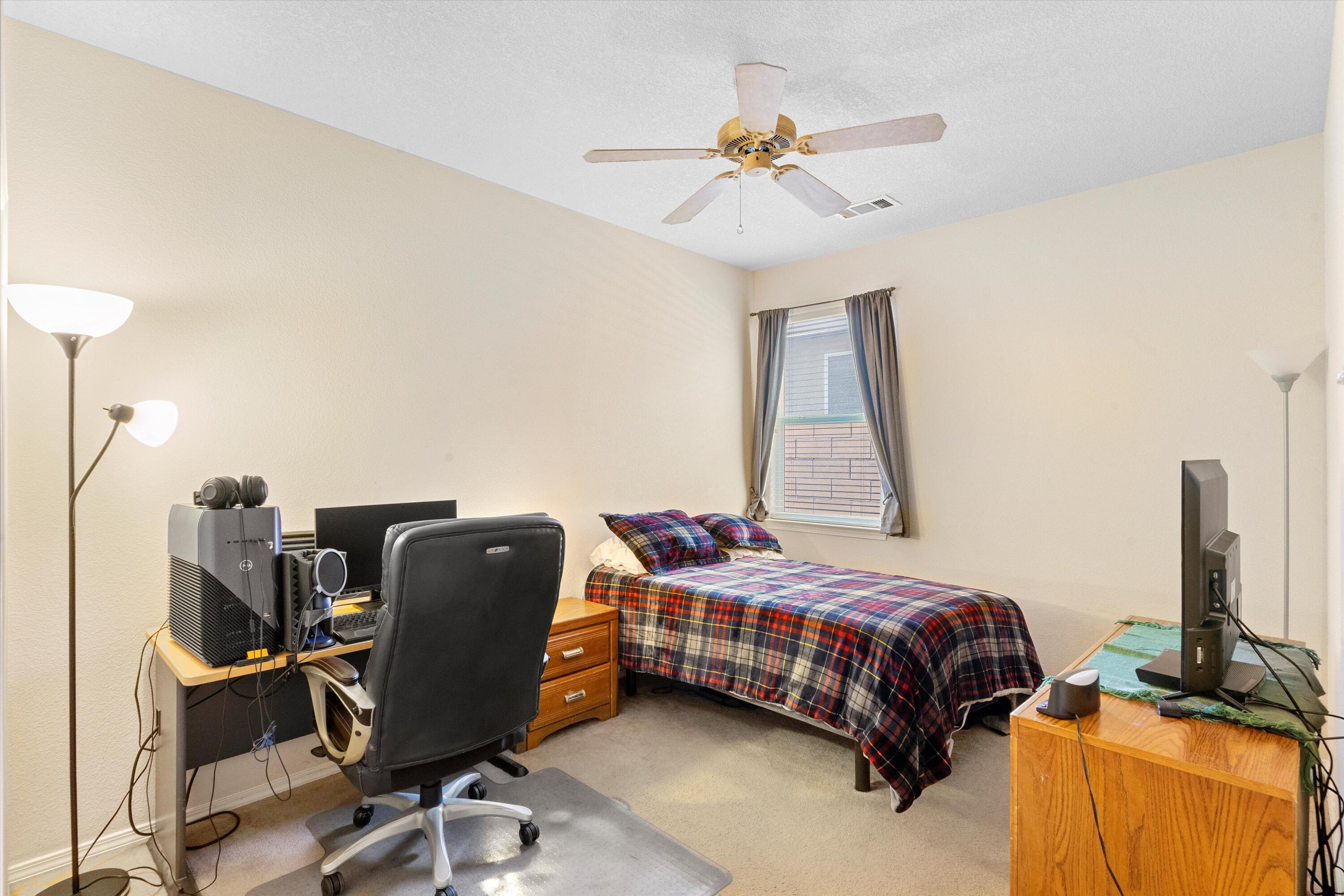 1925 Platina Road SE