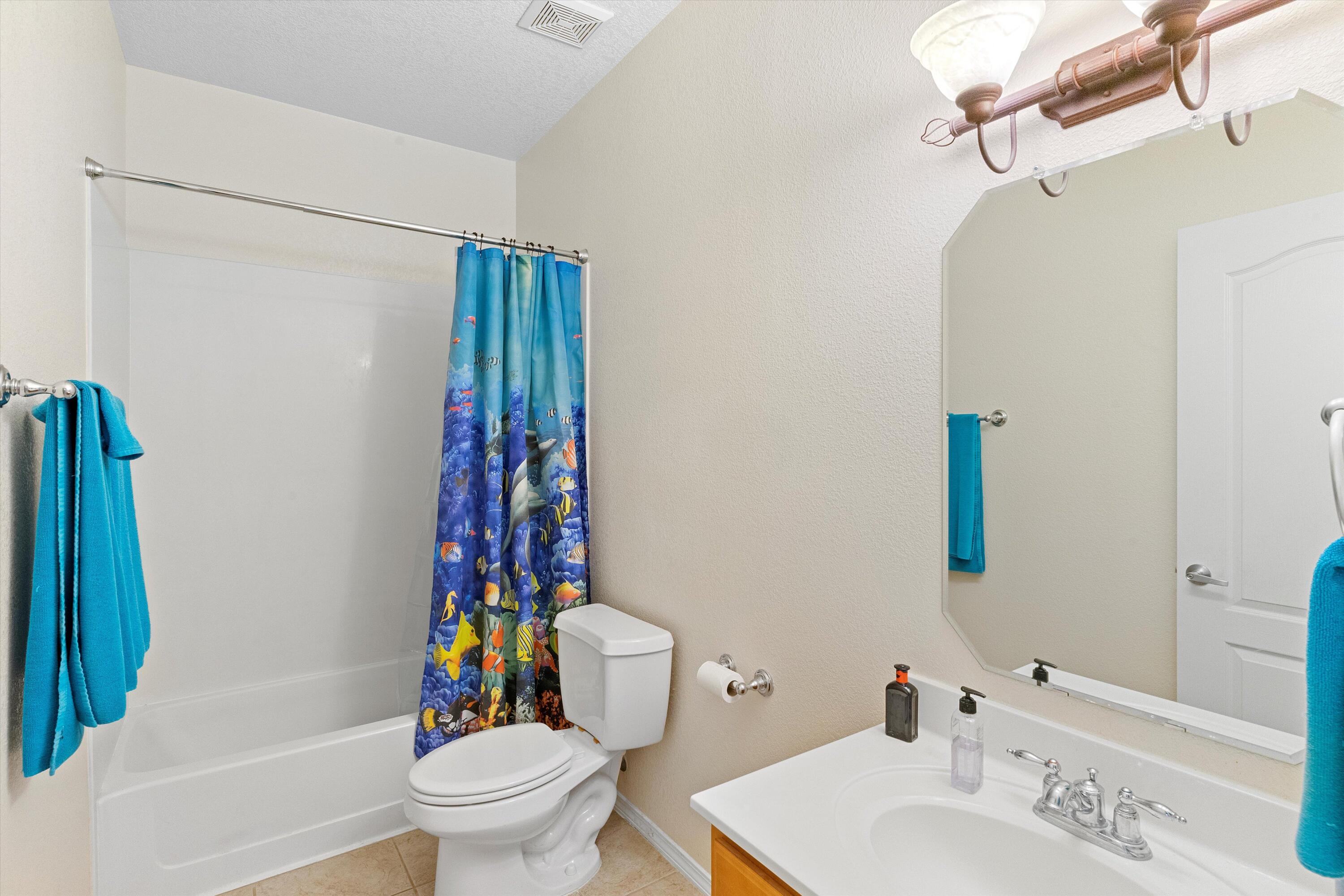 1925 Platina Road SE