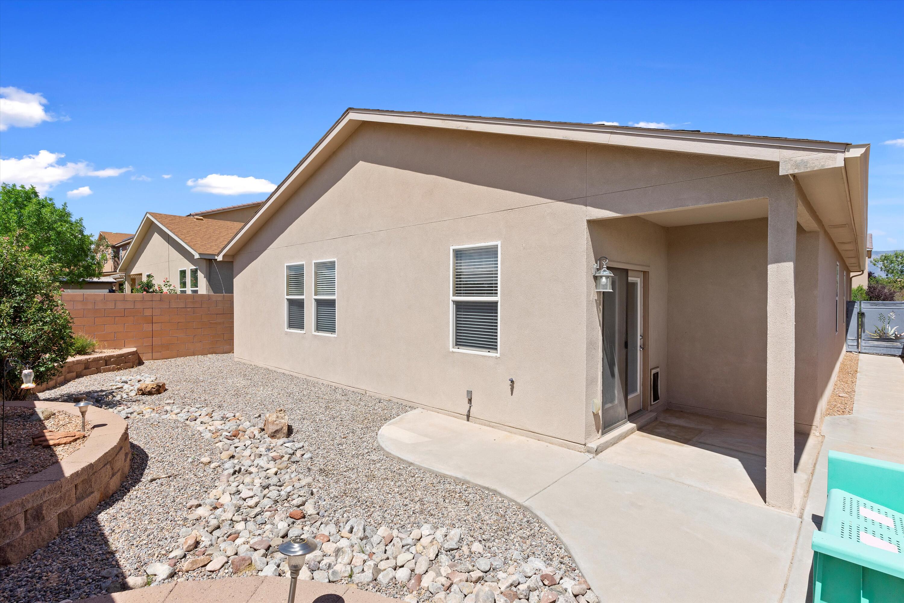 1925 Platina Road SE