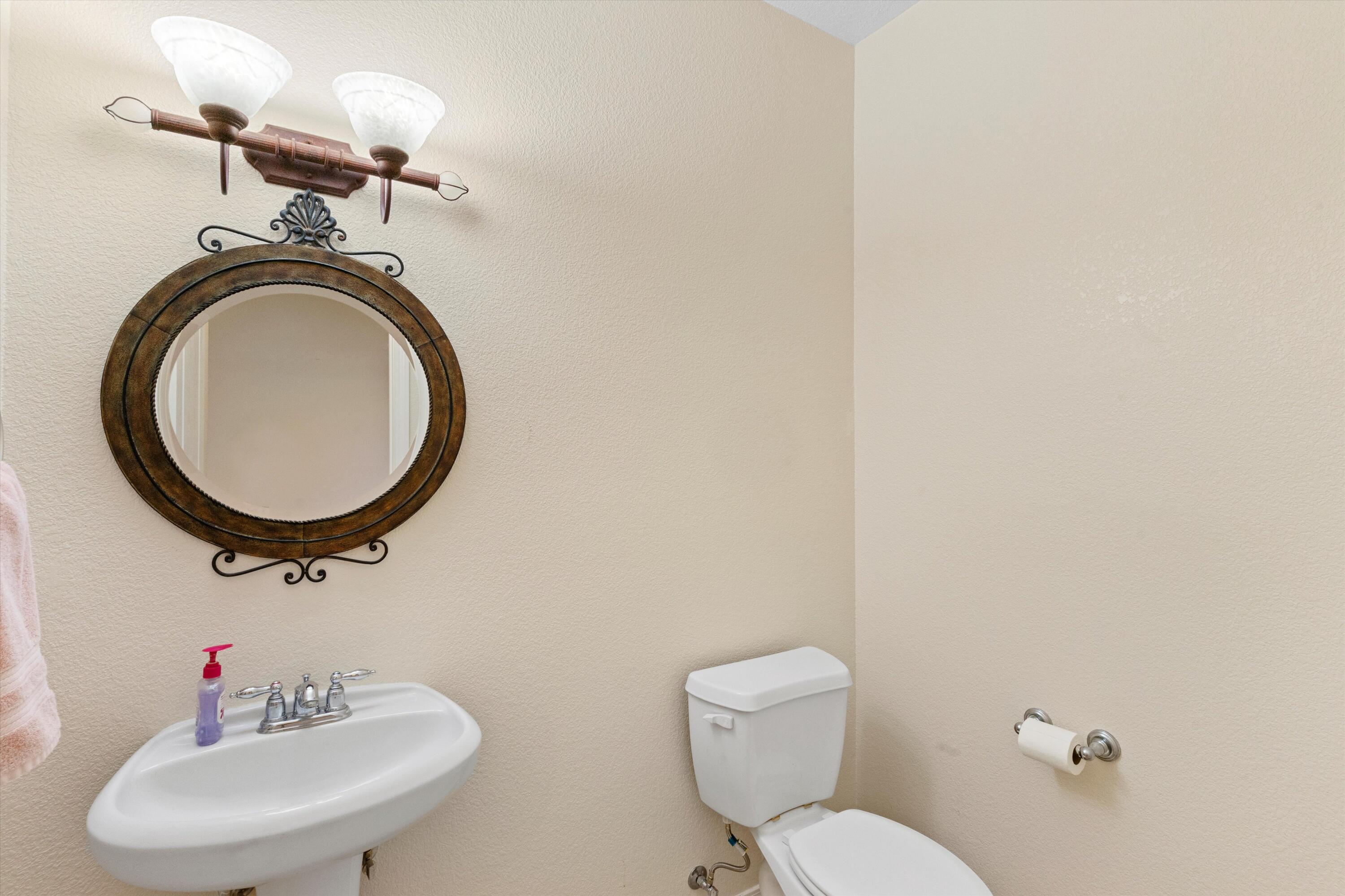 1925 Platina Road SE