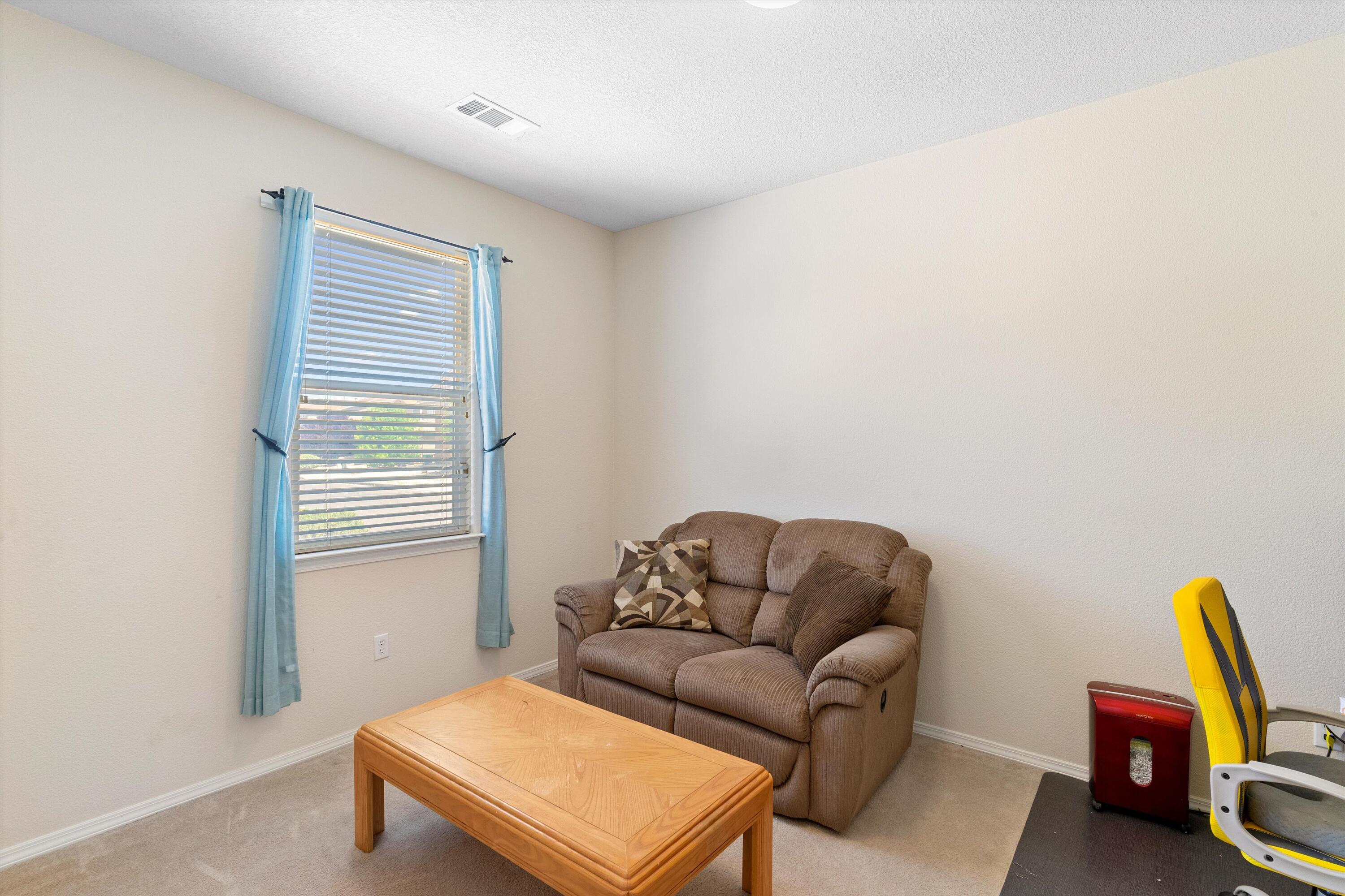 1925 Platina Road SE
