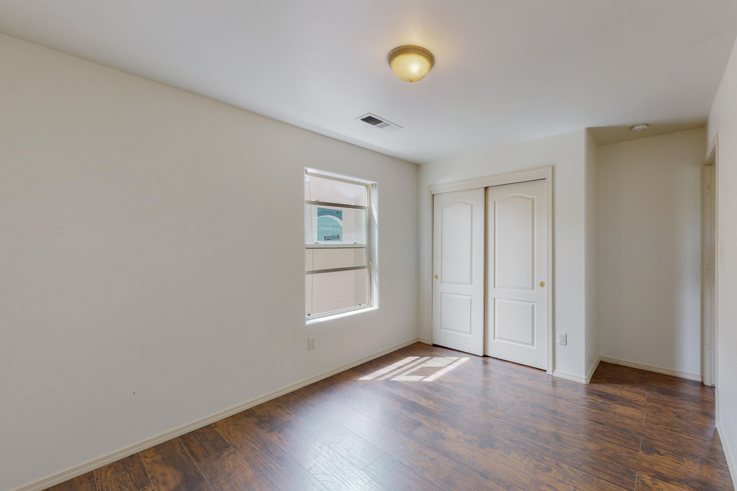 4836 Sun Cove Road NE