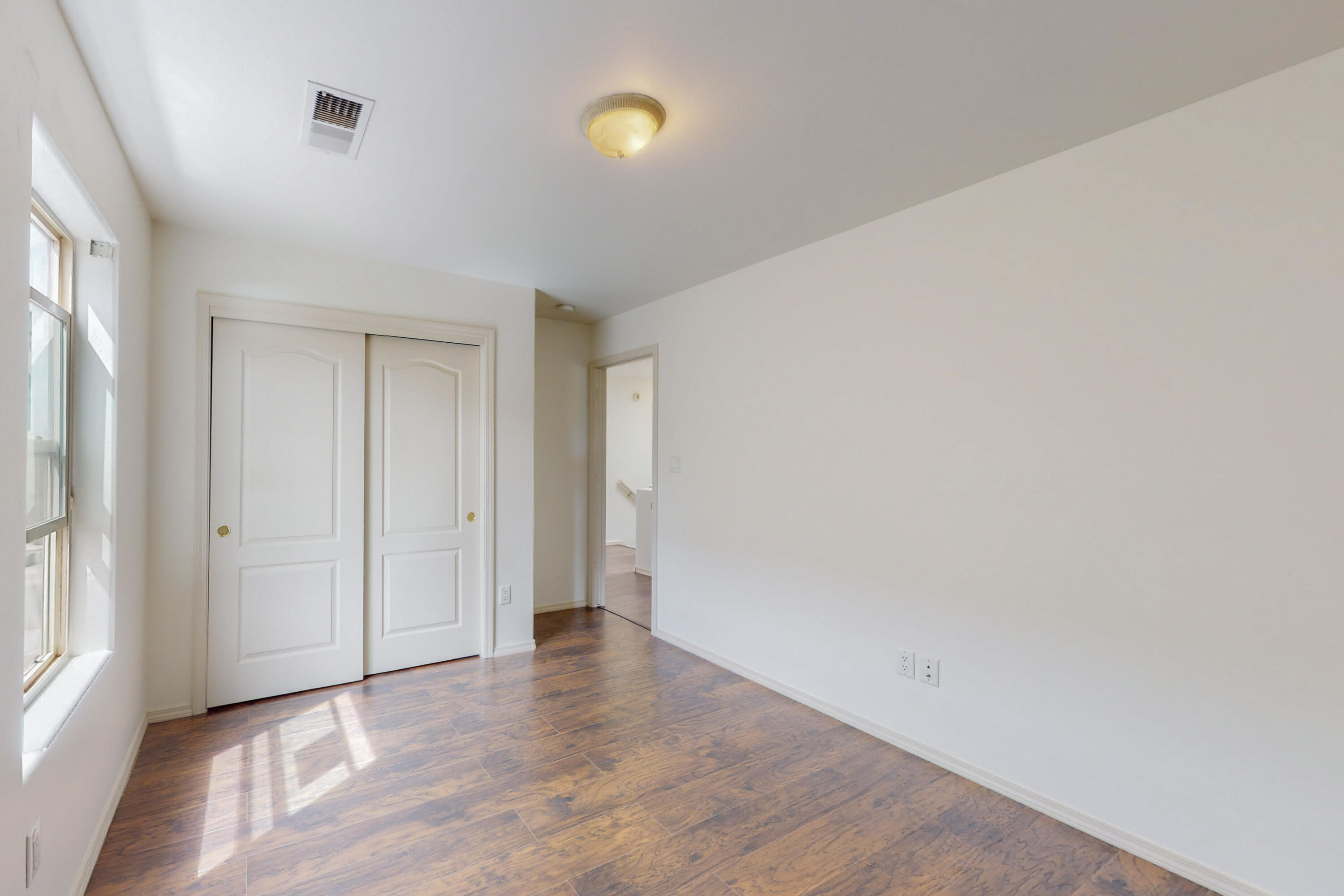 4836 Sun Cove Road NE