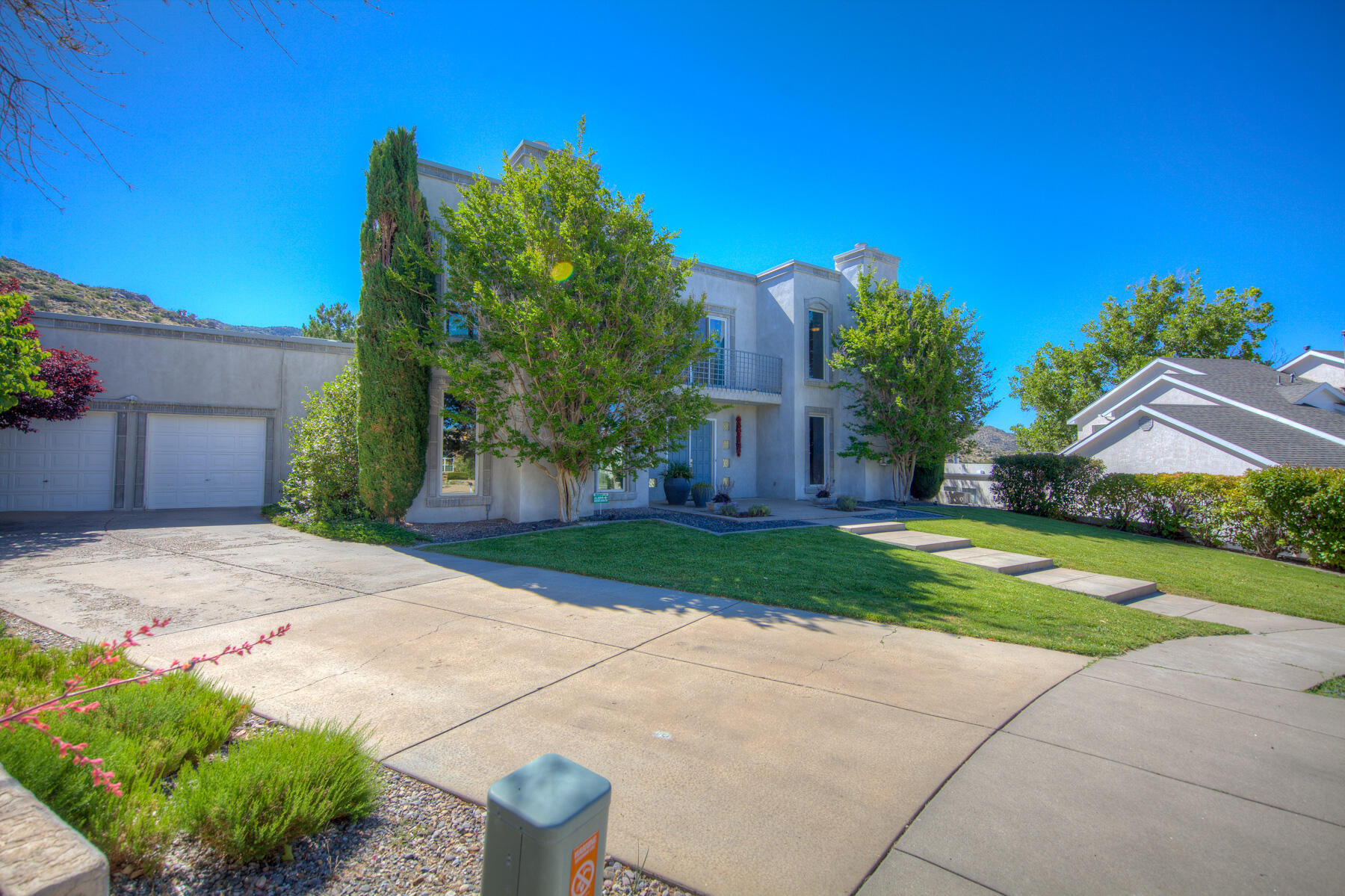 1538 Rosalba Street NE