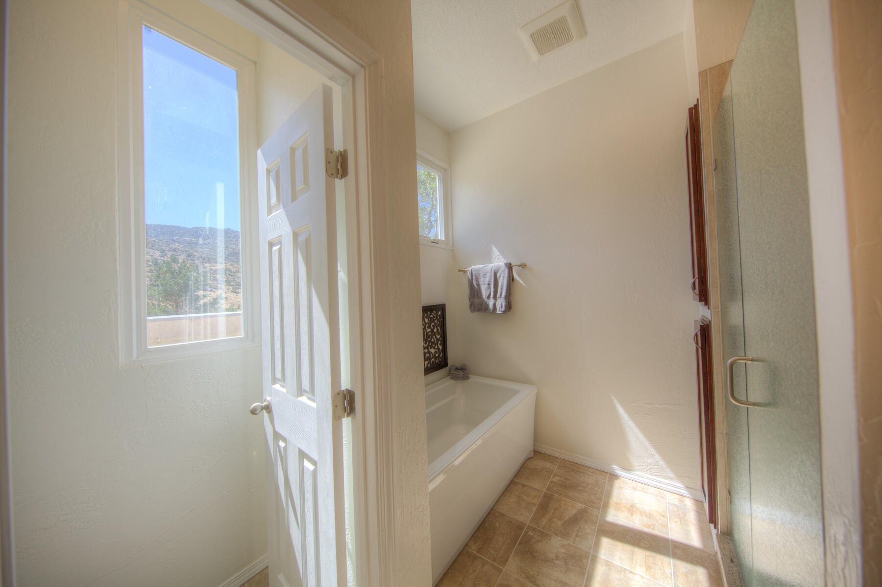 1538 Rosalba Street NE
