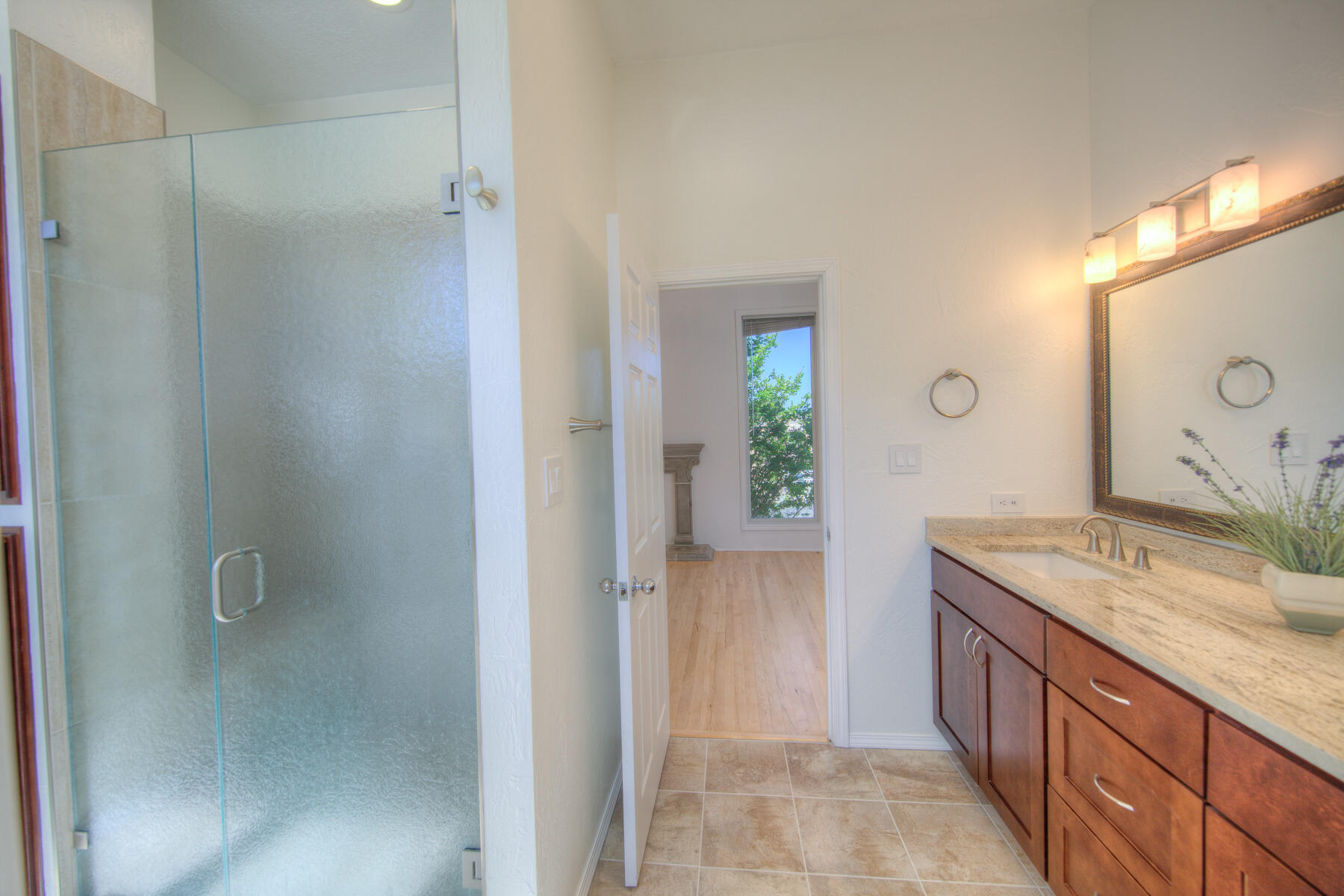 1538 Rosalba Street NE