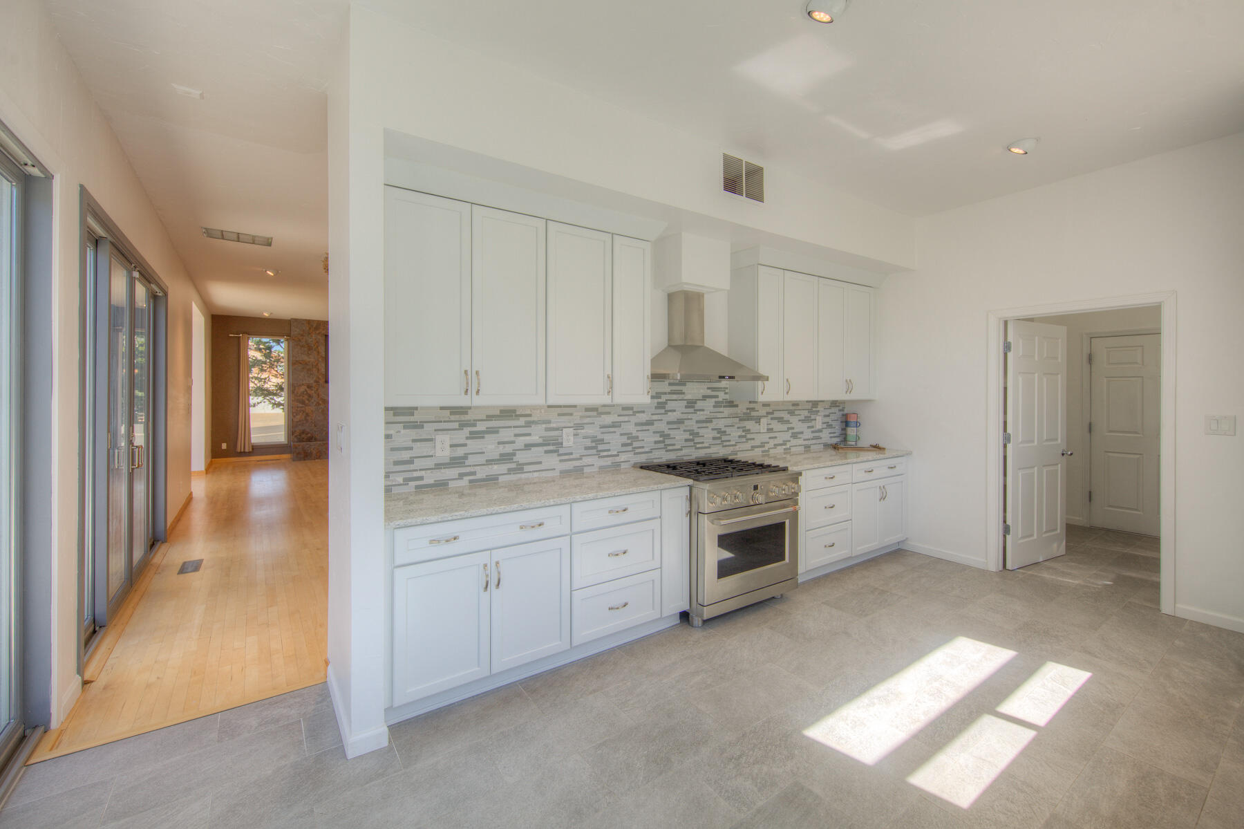 1538 Rosalba Street NE
