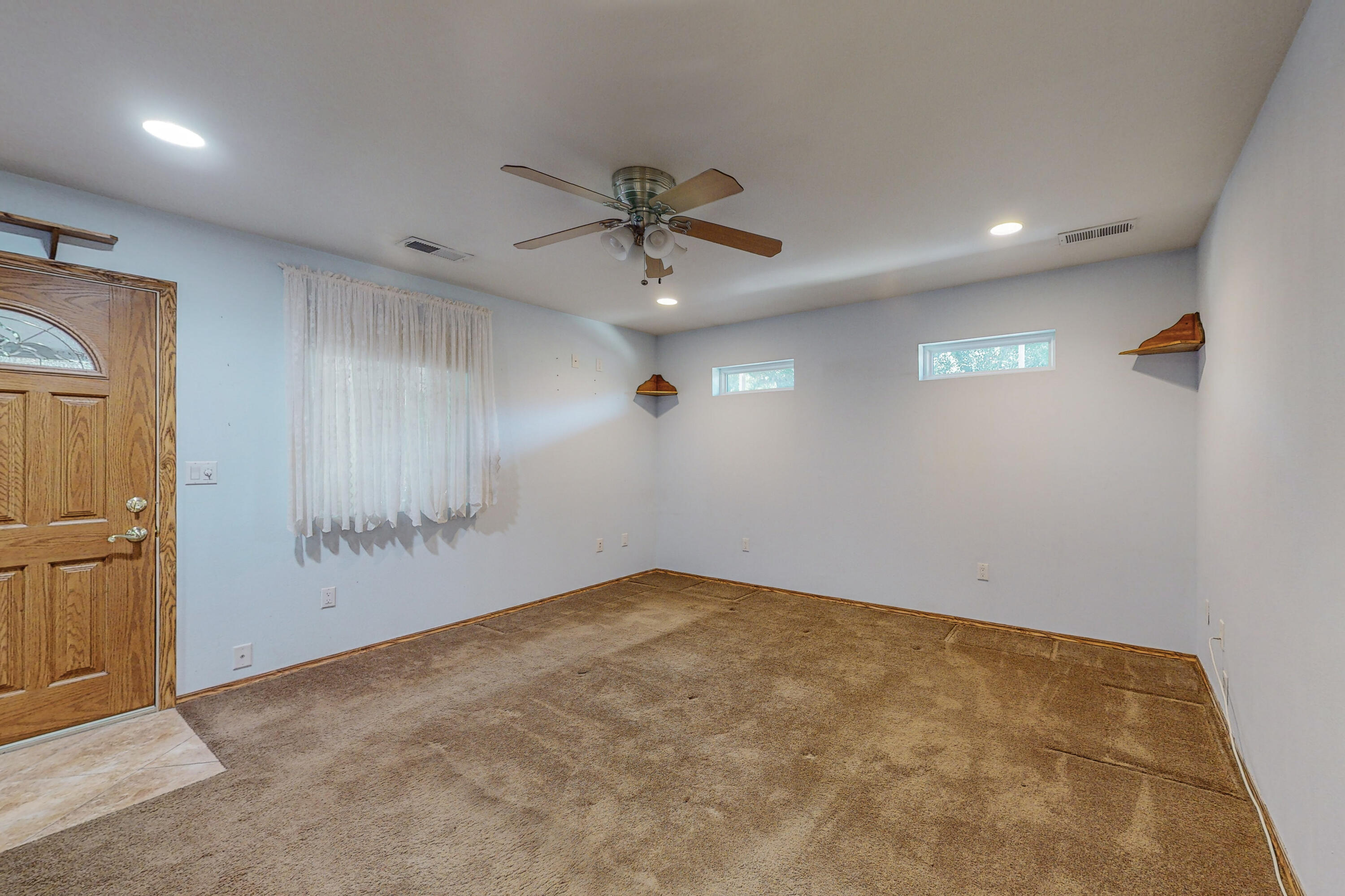11601 Copper Avenue NE