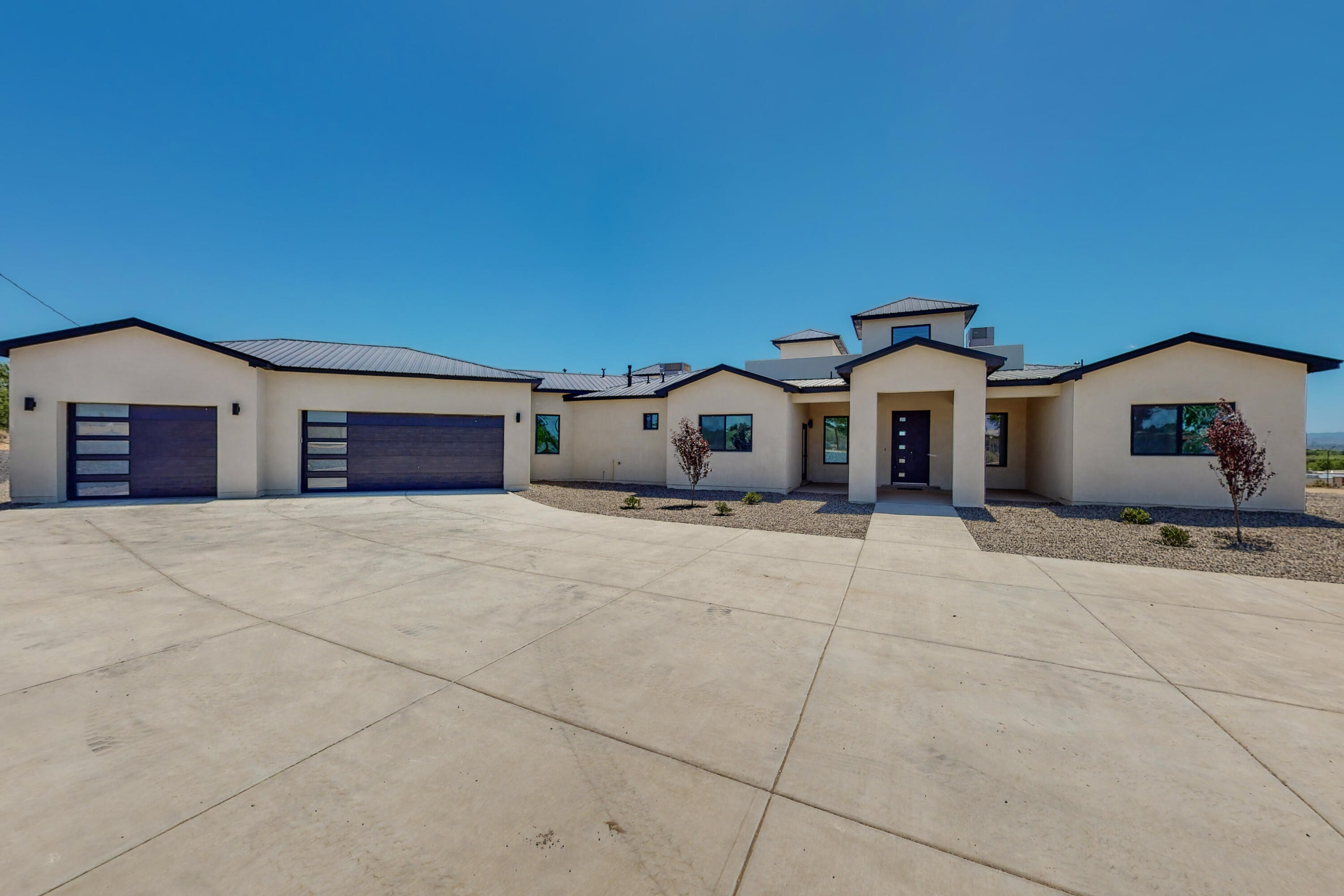 3201 La Orilla Road NW