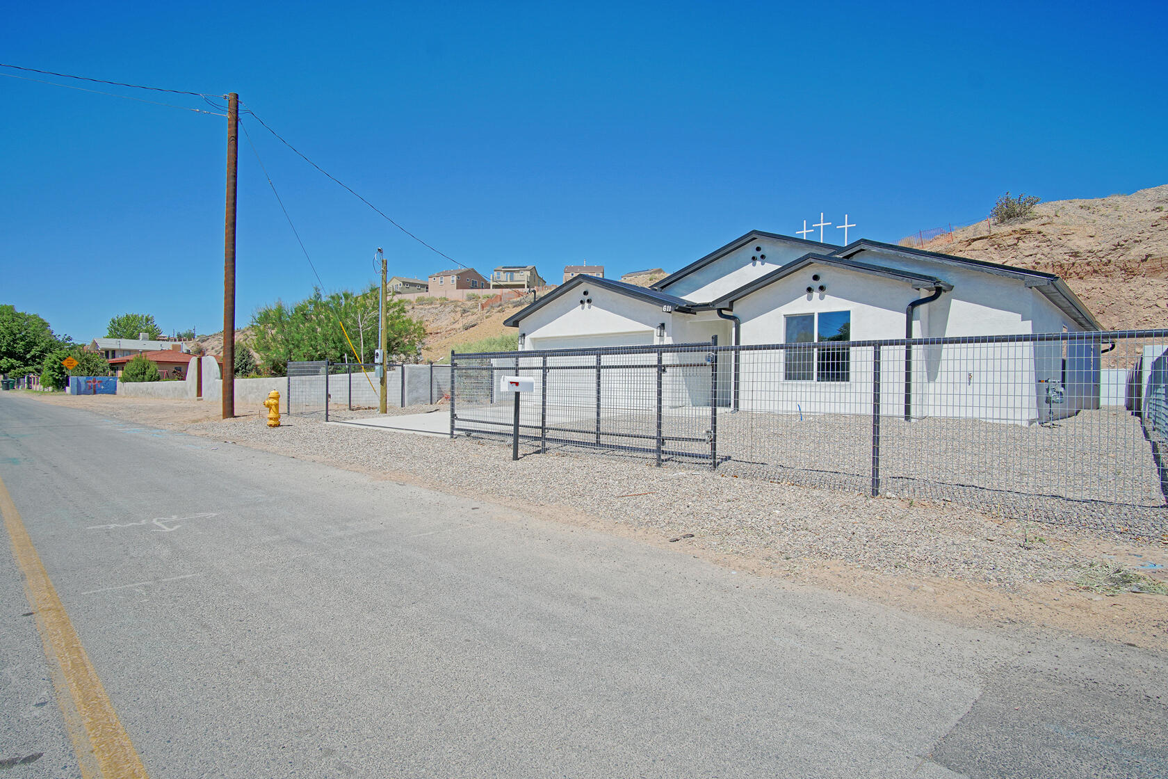 611 Foothill Road SW