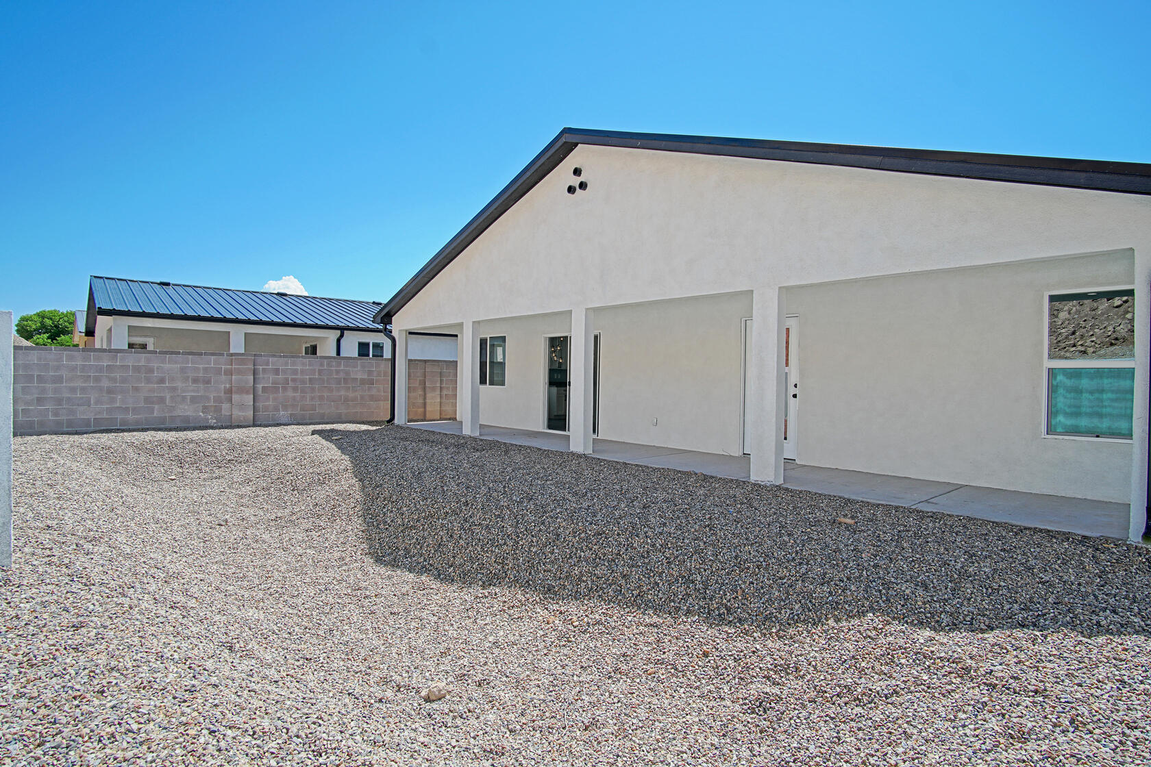 611 Foothill Road SW