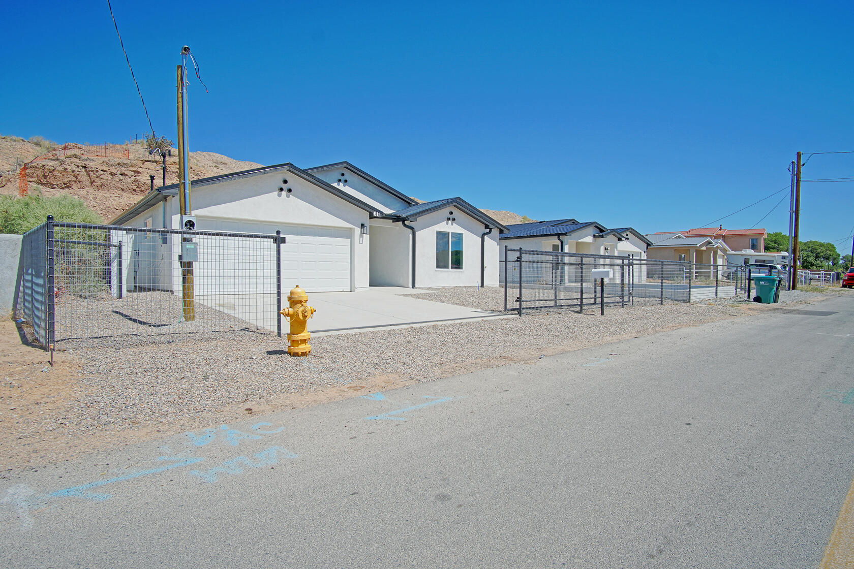 611 Foothill Road SW