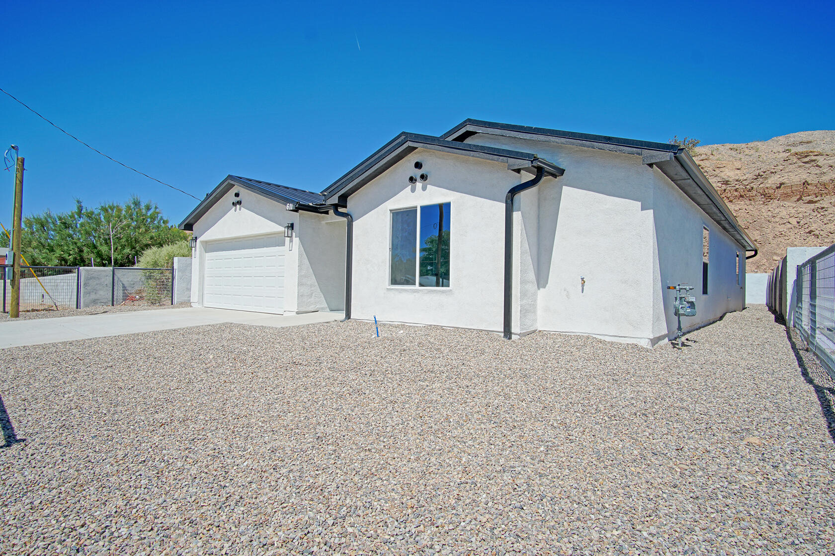 611 Foothill Road SW