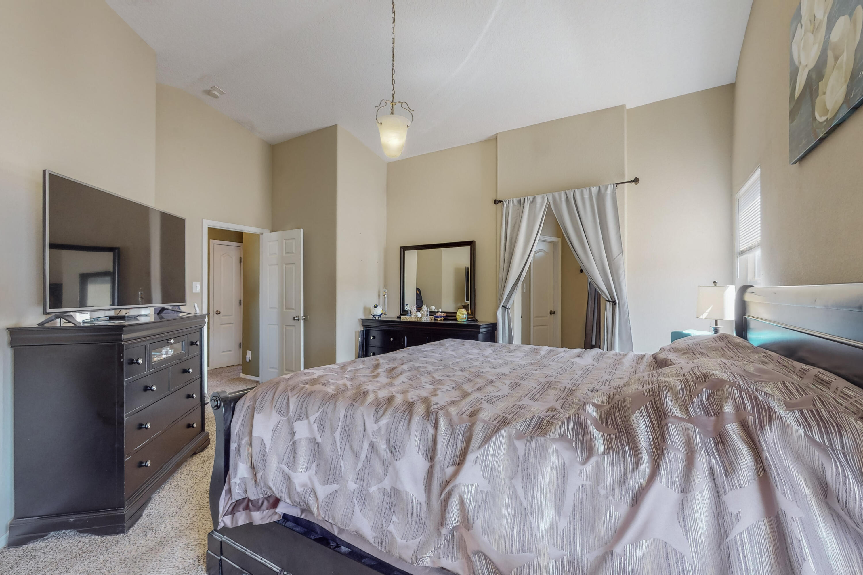 108 Avenida Jardin