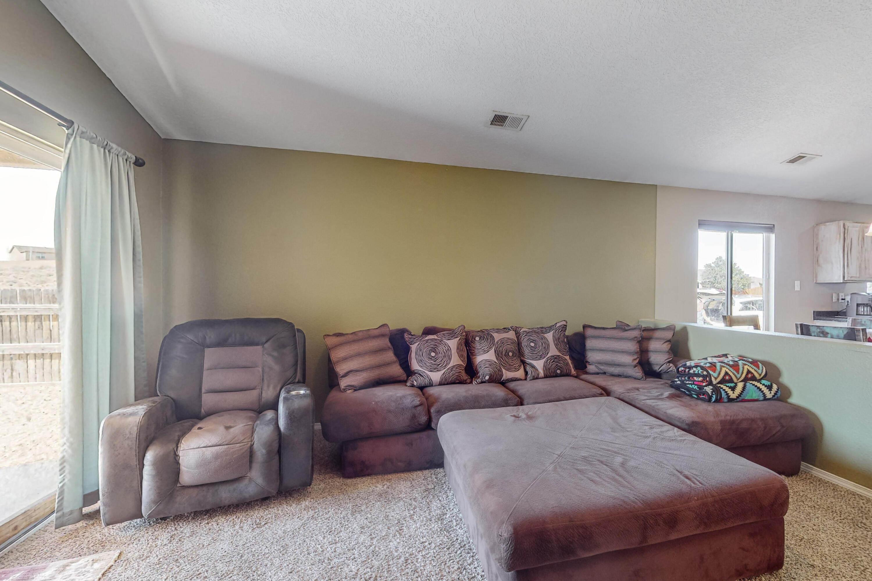 108 Avenida Jardin