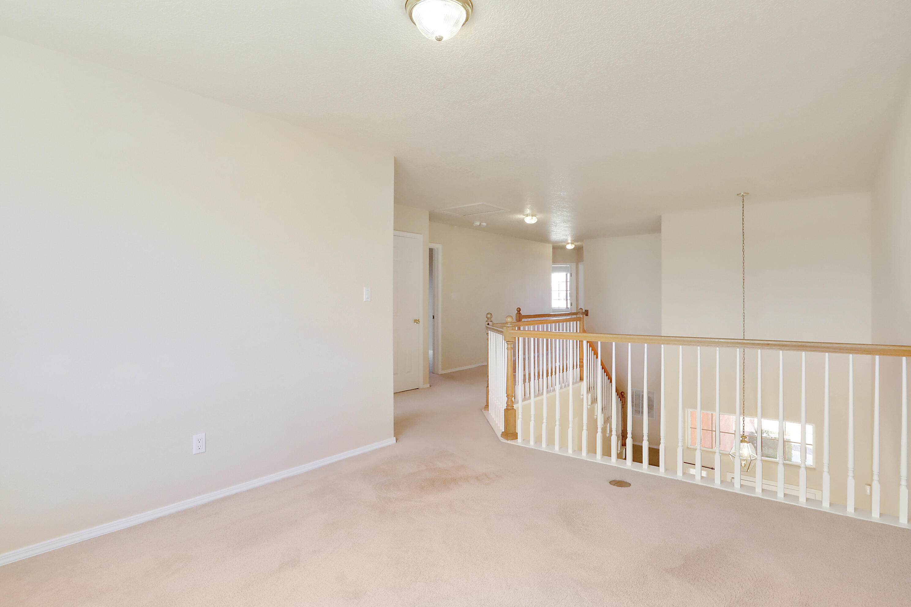 928 Tumulus Drive NW