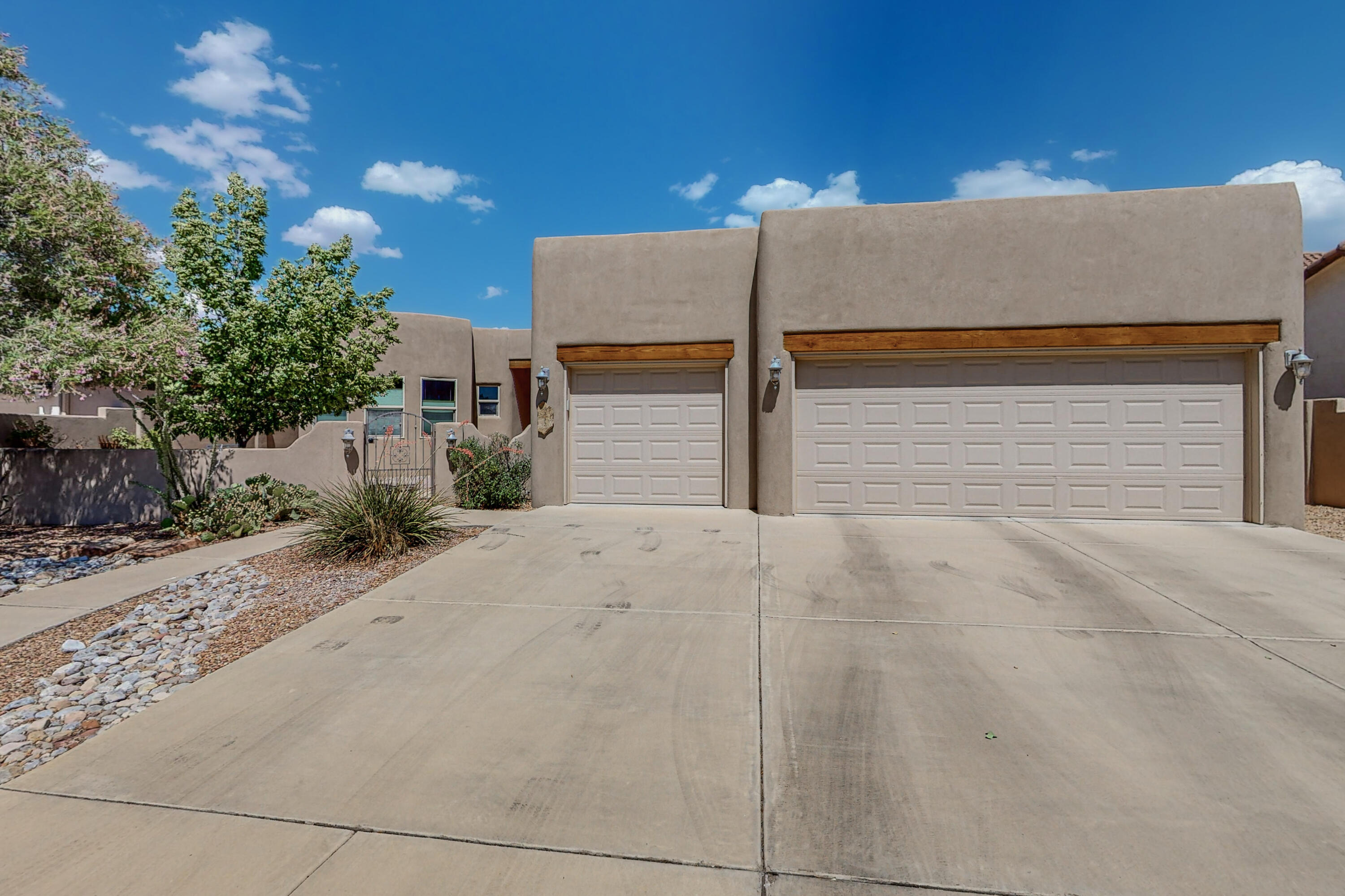9412 Bear Mountain Trail NE
